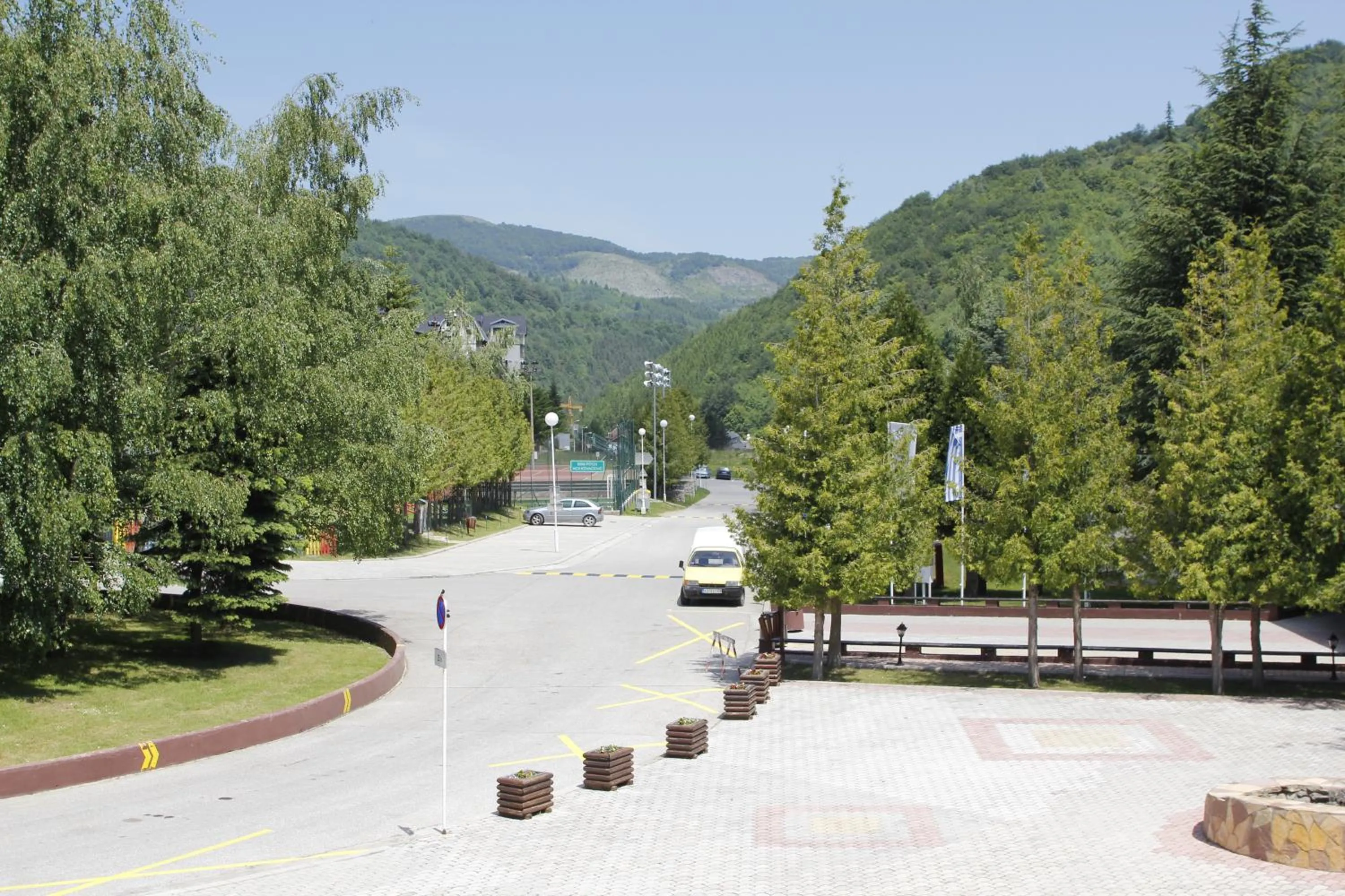 Parking in Hotel Junior