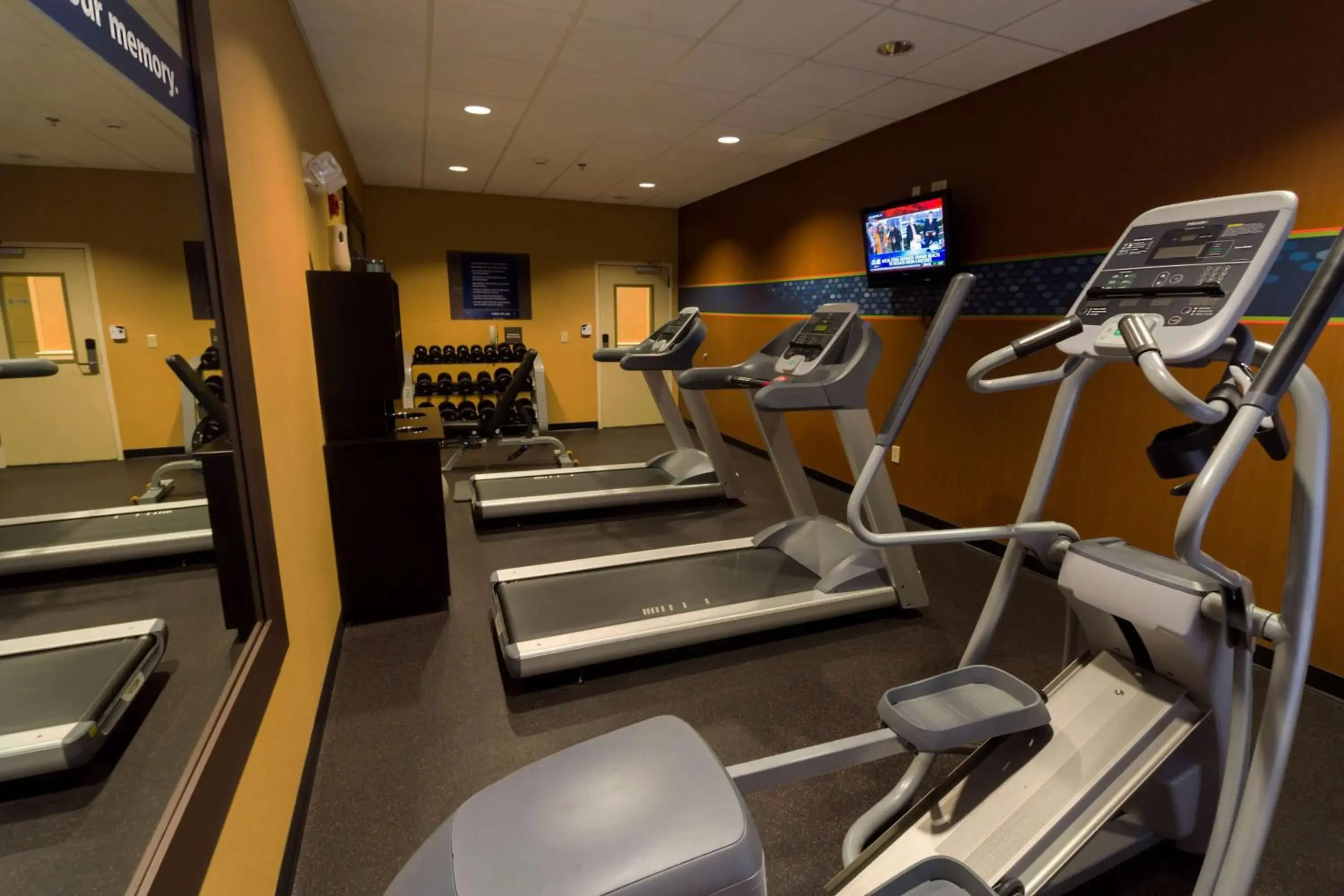 Fitness centre/facilities in Hampton Inn & Suites Sevierville at Stadium Drive Fitness centre/facilities in Hampton Inn & Suites Sevierville at Stadium Drive