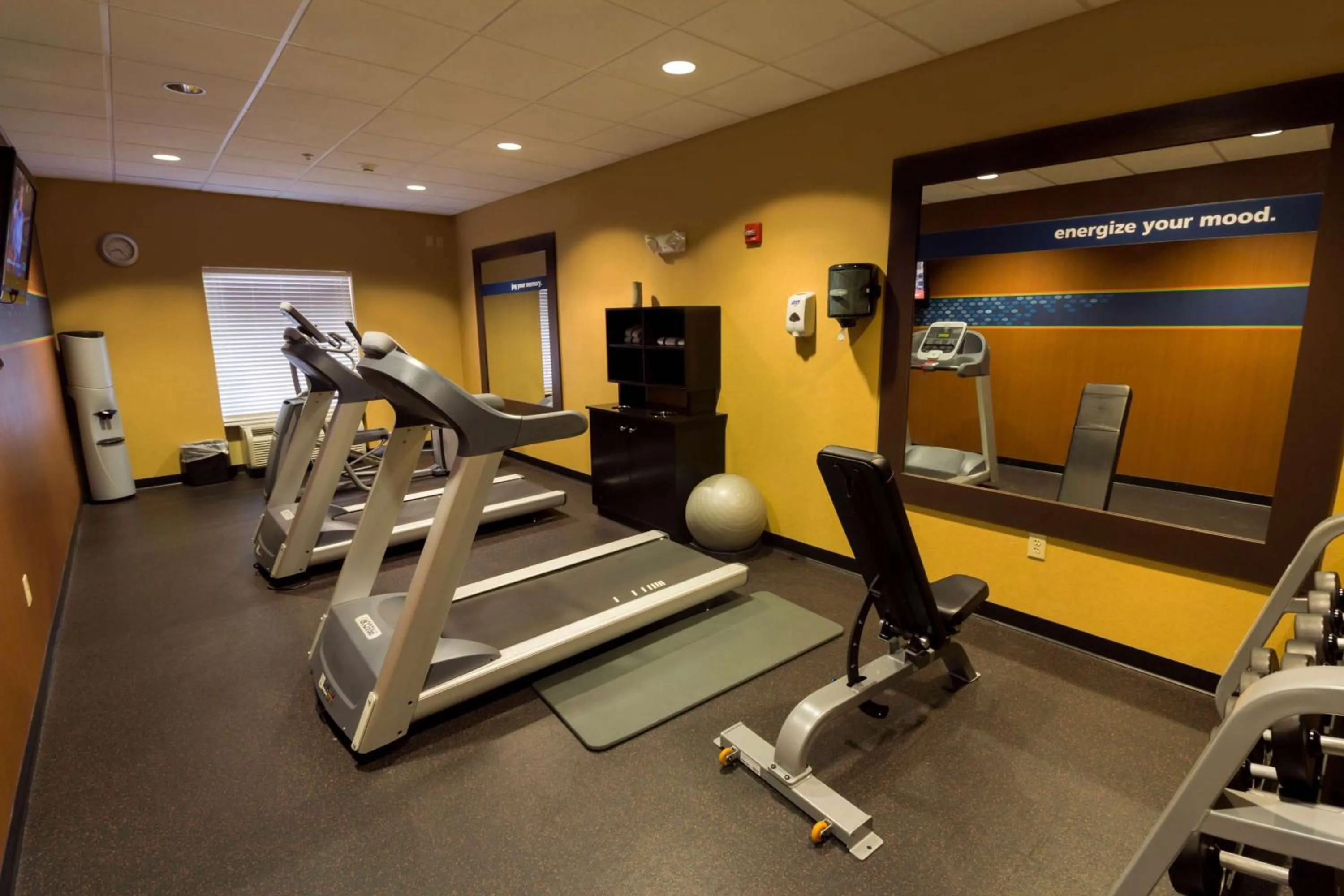 Fitness centre/facilities in Hampton Inn & Suites Sevierville at Stadium Drive