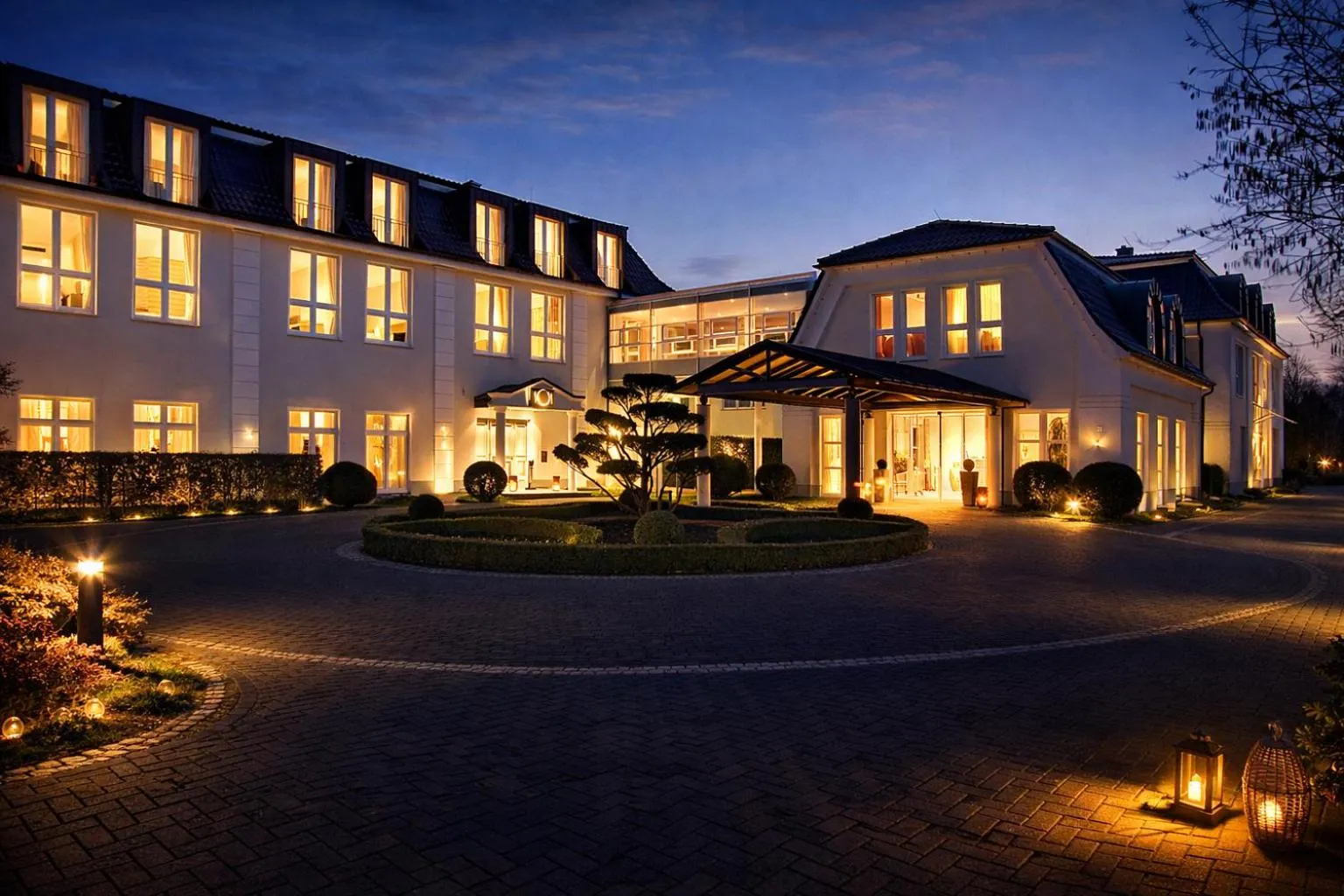 Property building in Hotel Sonne