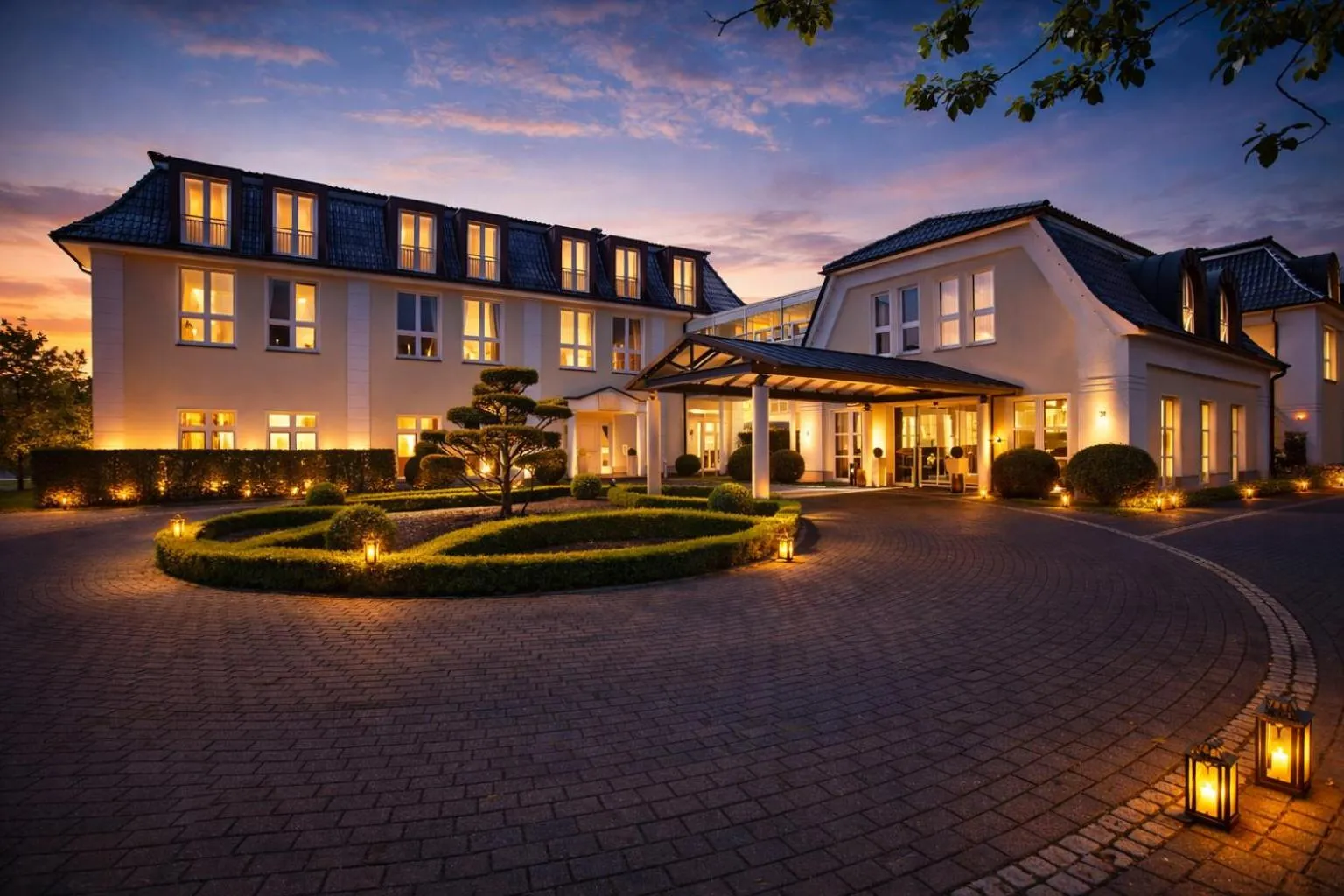 Property building in Hotel Sonne