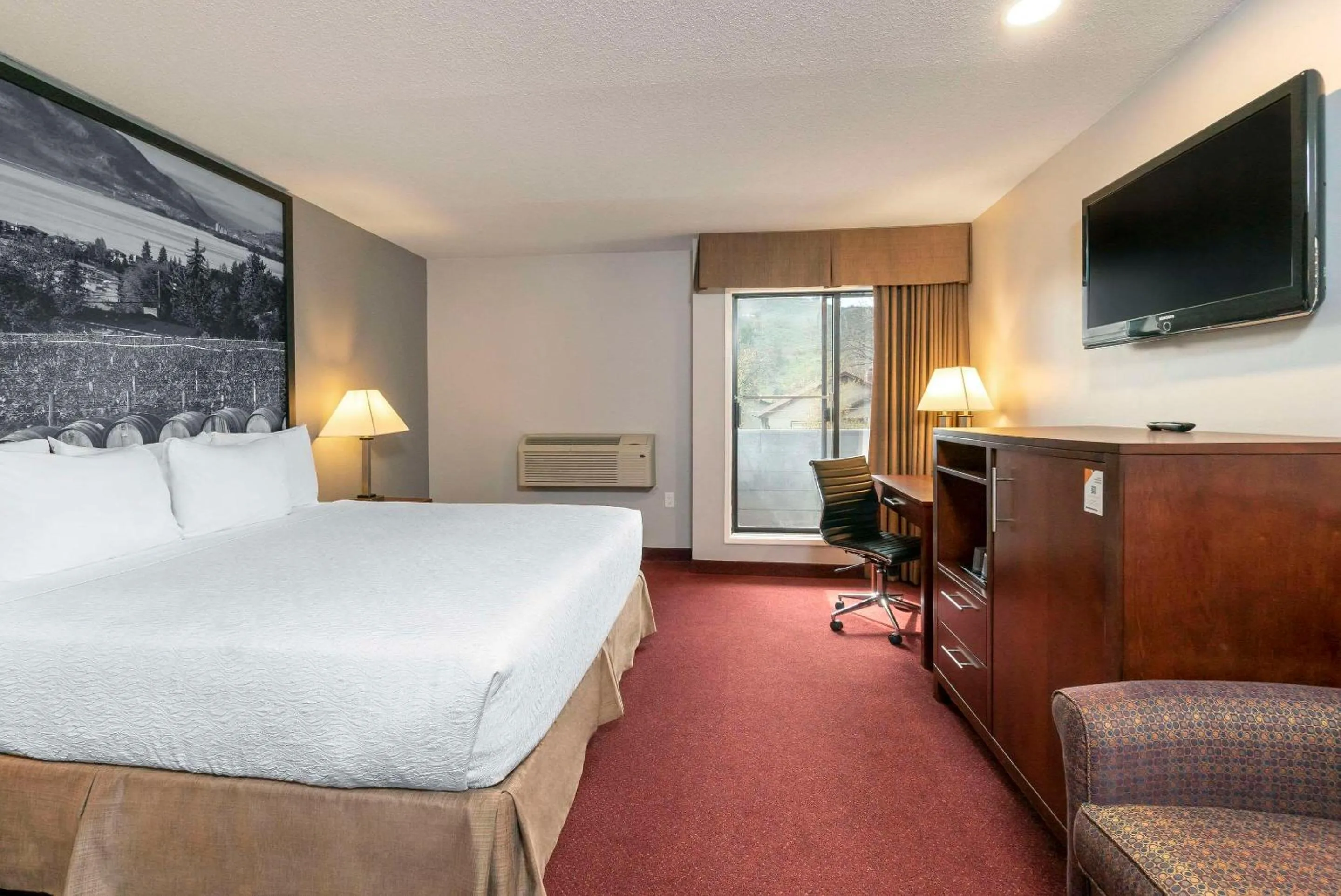 Bedroom, Bed in Quality Inn & Suites