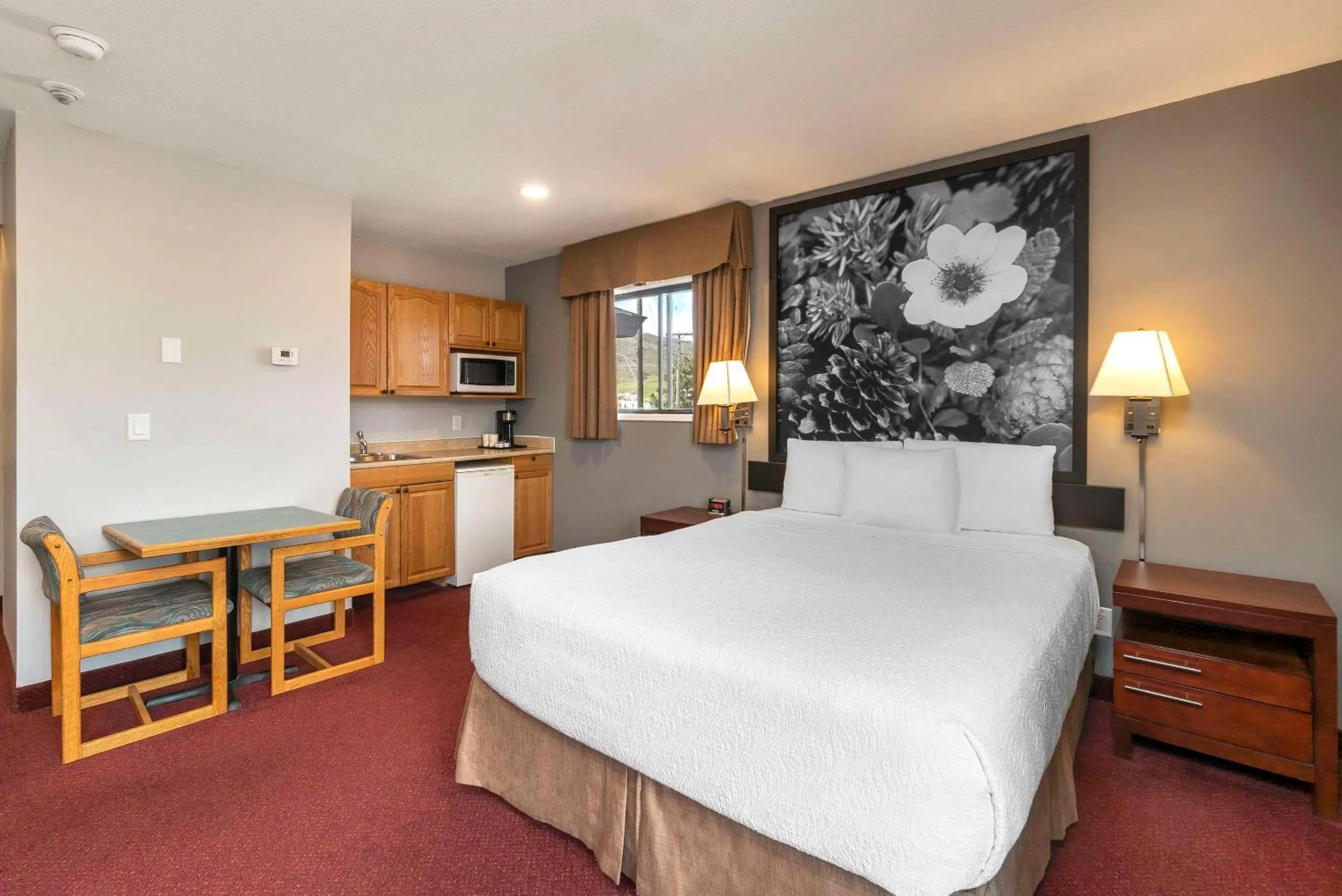 Bedroom, Bed in Quality Inn & Suites