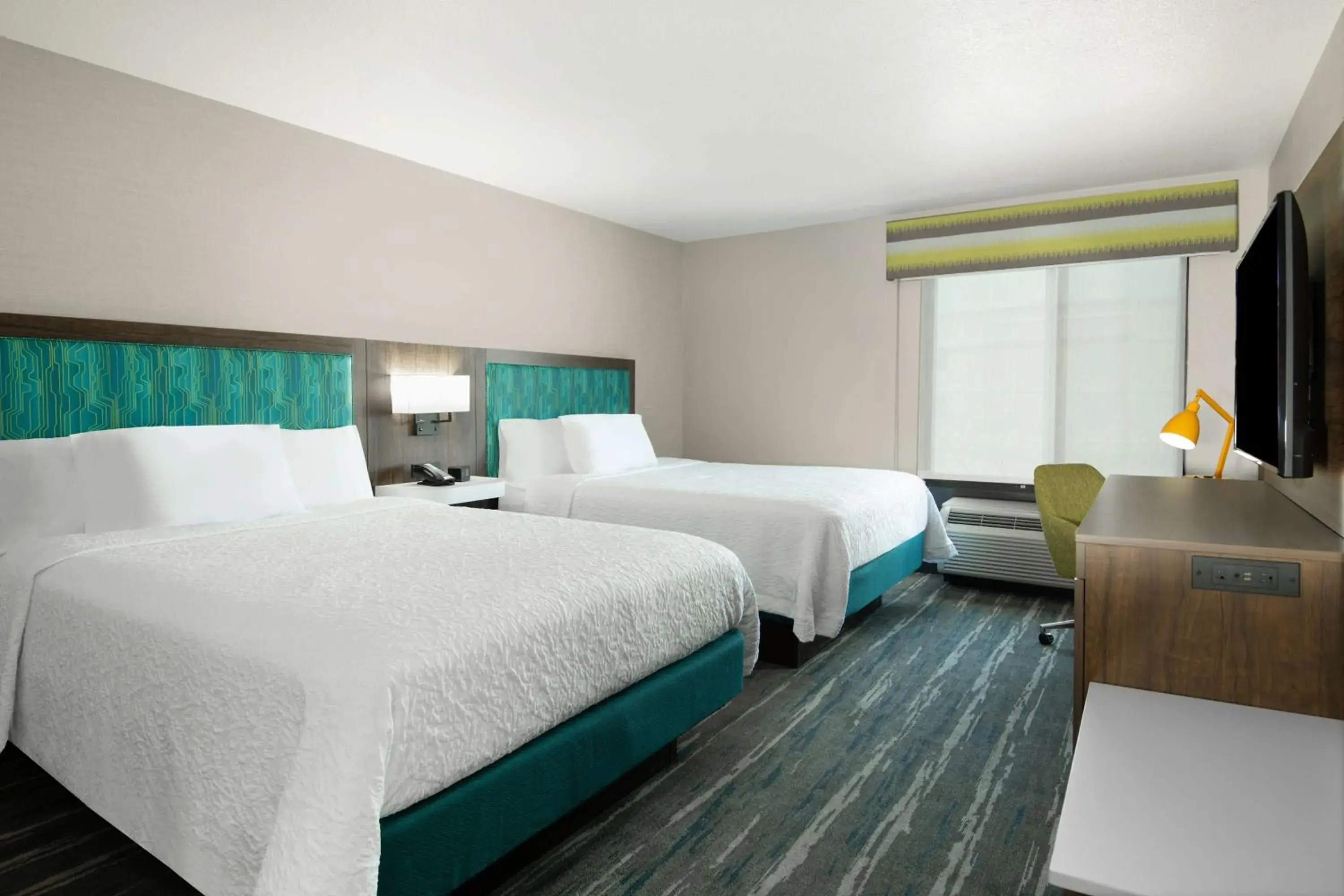 Bed in Hampton Inn & Suites Las Vegas-Henderson Bed in Hampton Inn & Suites Las Vegas-Henderson