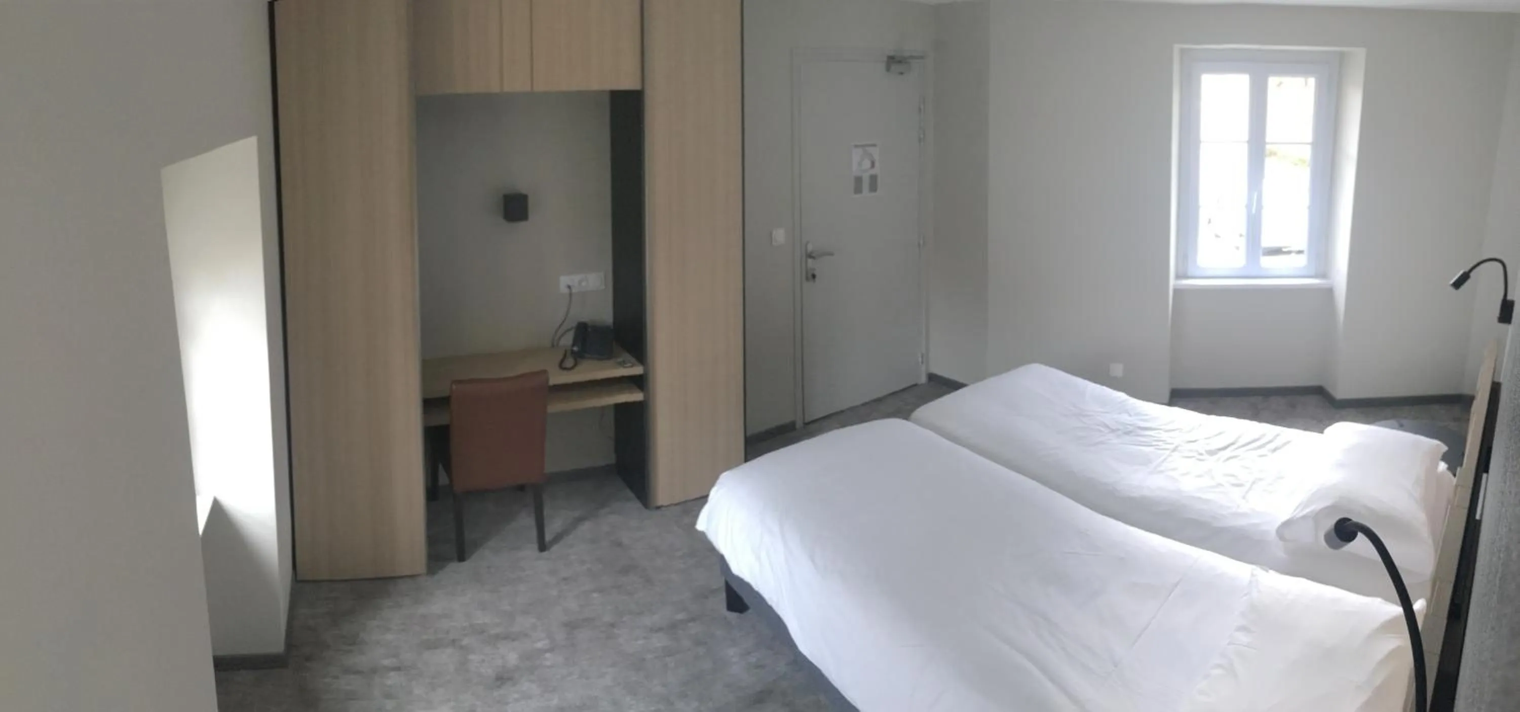 Bedroom, Bed in Hotel - Restaurant Les 3 Piliers