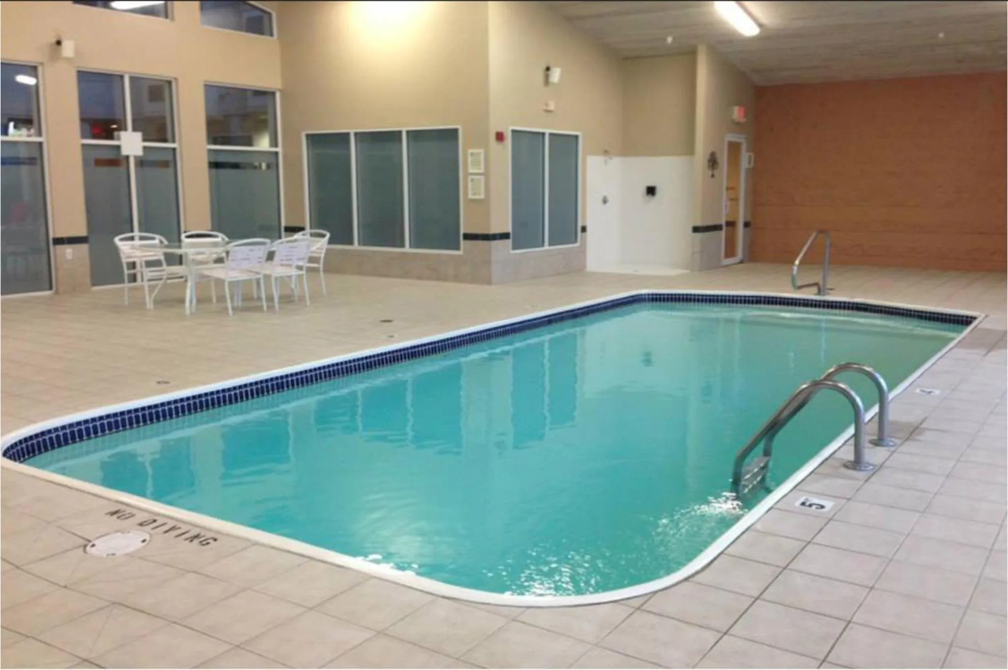 Swimming pool in Comstock Inn & Conference Center