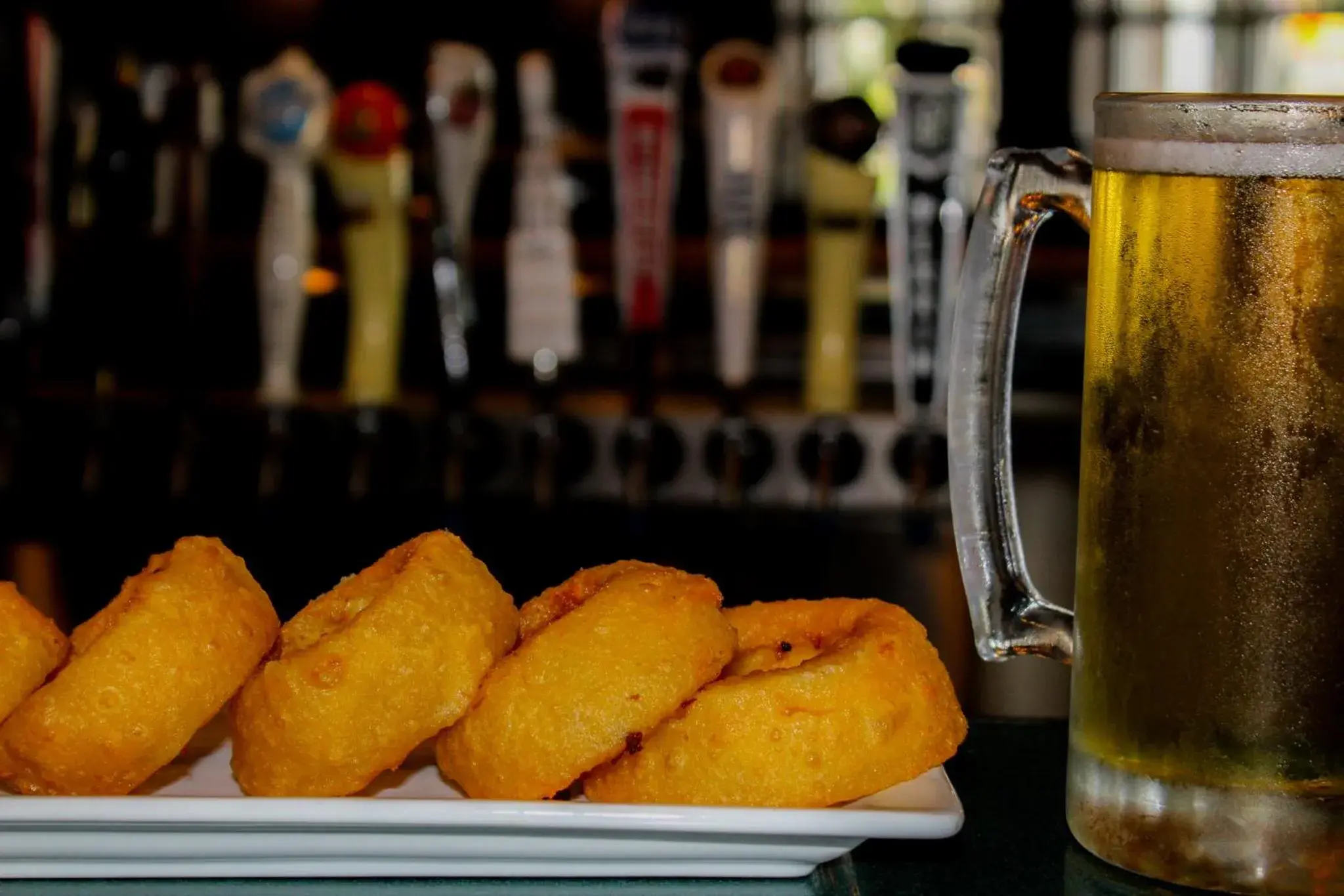 Food and drinks in Comstock Inn & Conference Center Food and drinks in Comstock Inn & Conference Center