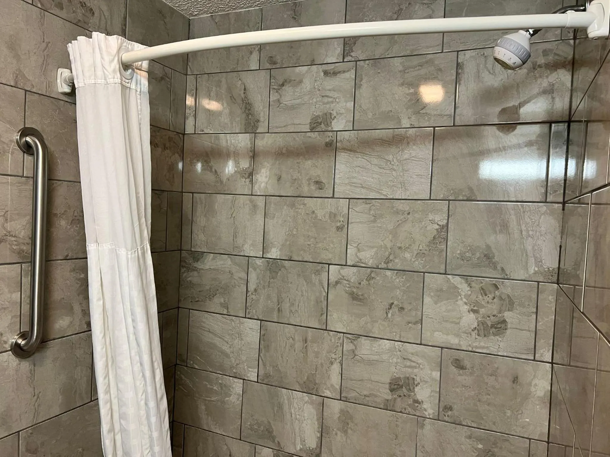 Shower in Comfort Suites Louisville East