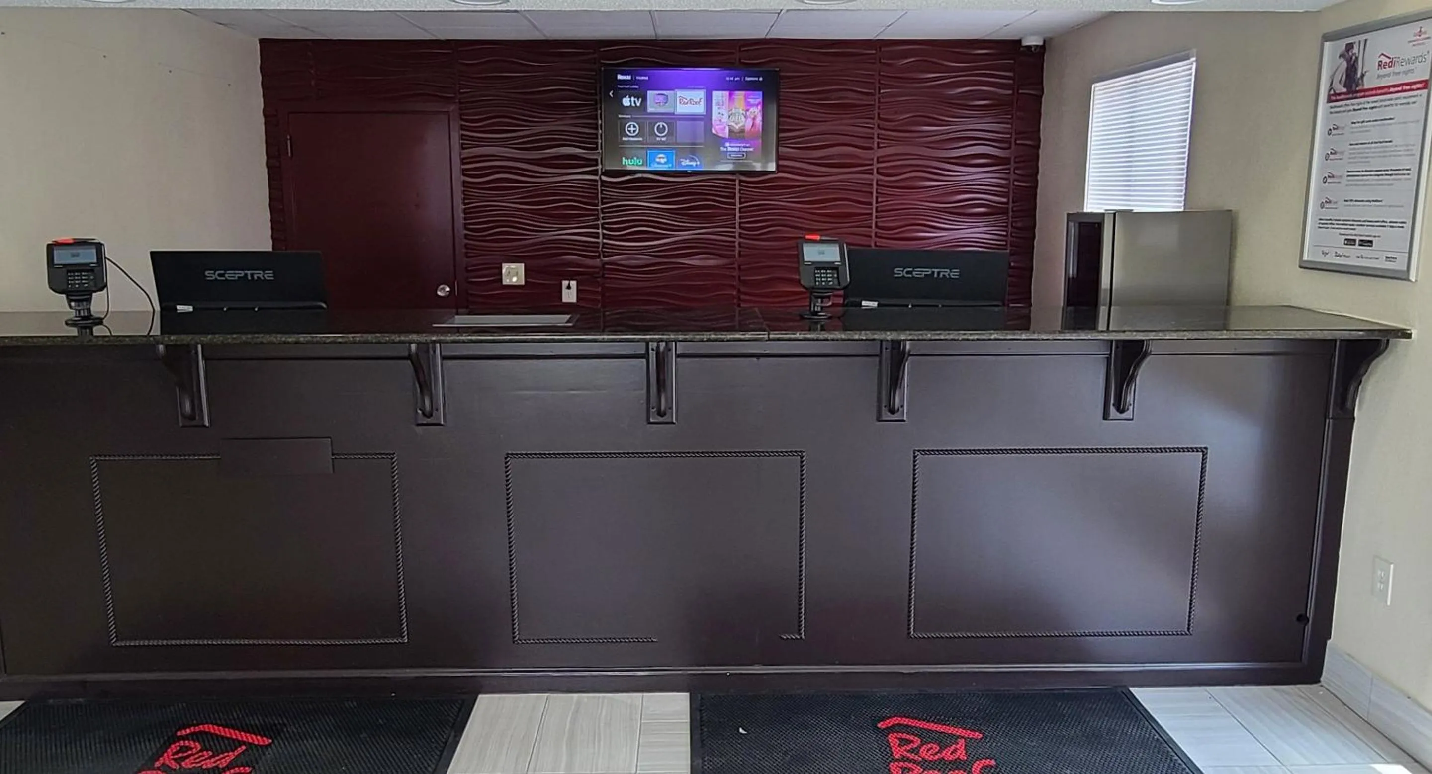 Lobby or reception in Red Roof Inn Florence, SC