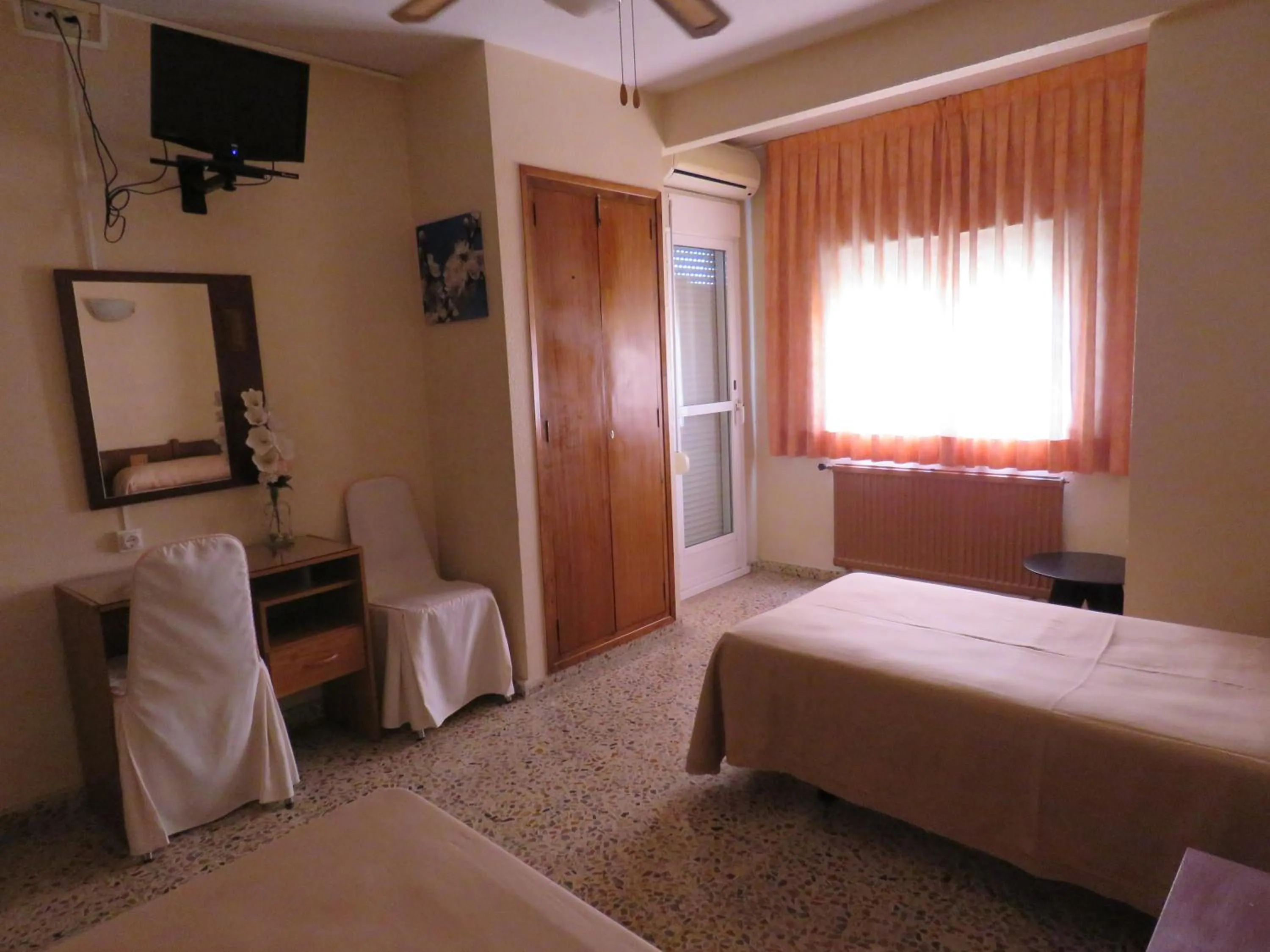 Photo of the whole room, Bed in Hotel Alain