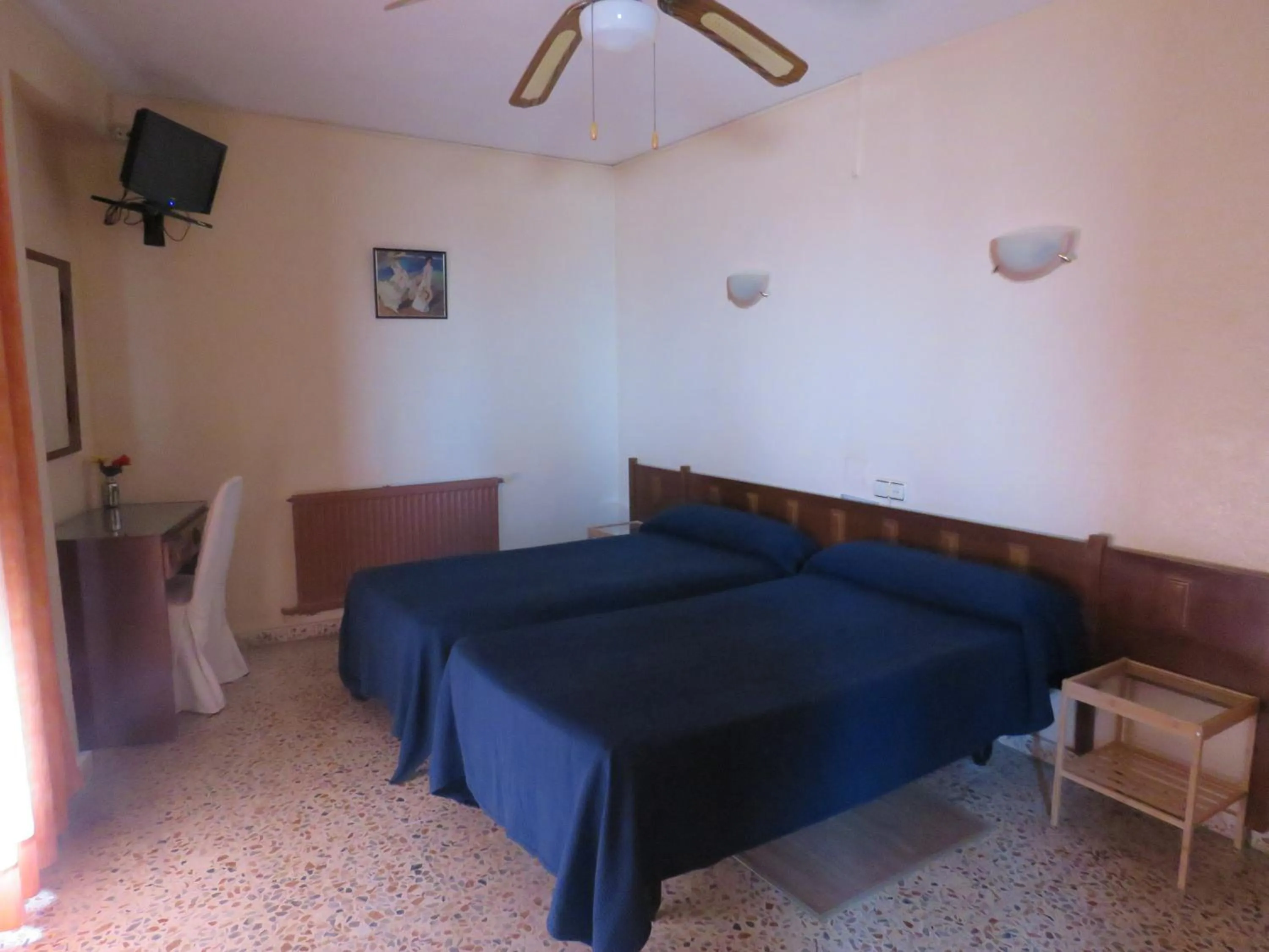 Photo of the whole room, Bed in Hotel Alain