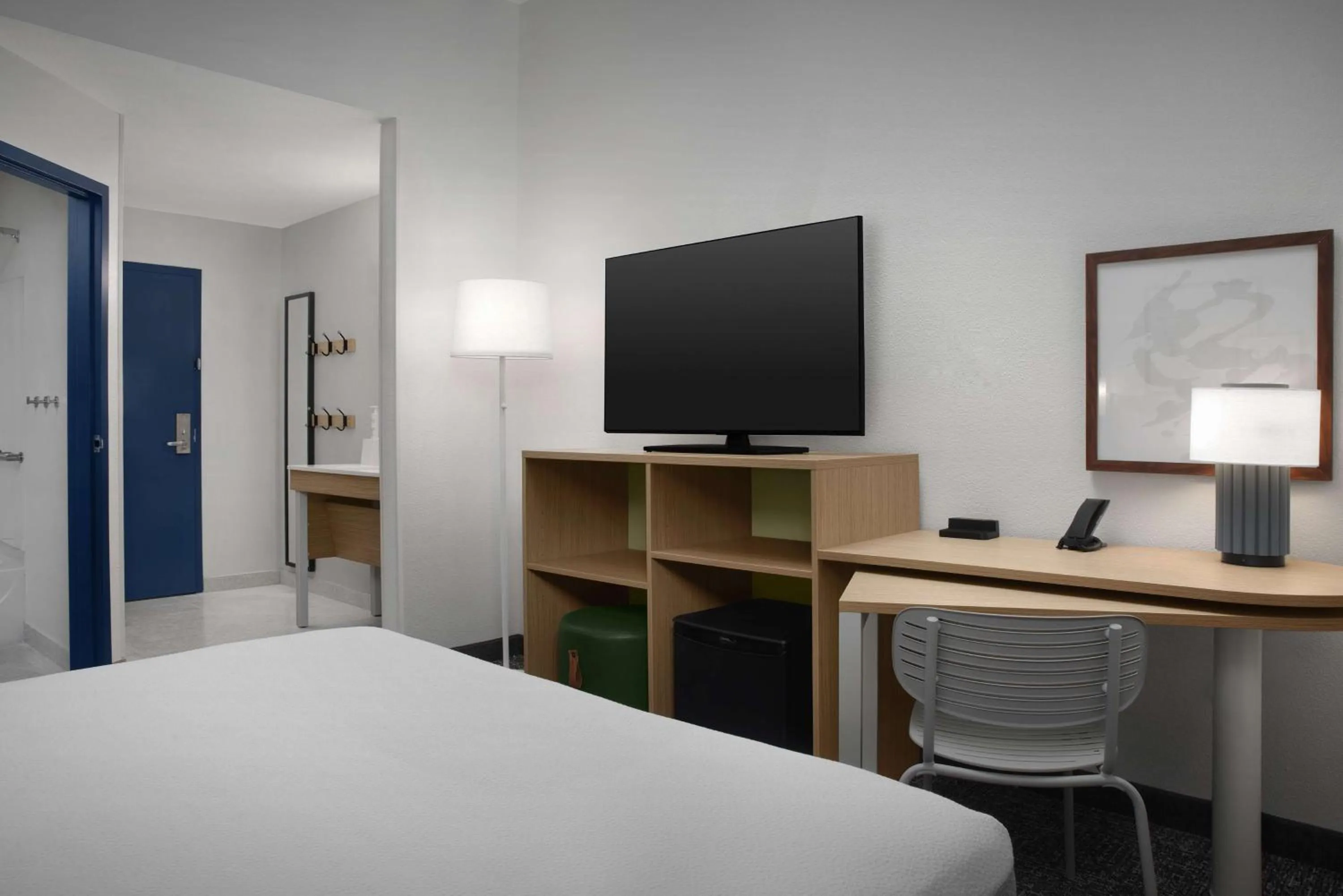 Bedroom, Bed in Spark by Hilton Miami Doral