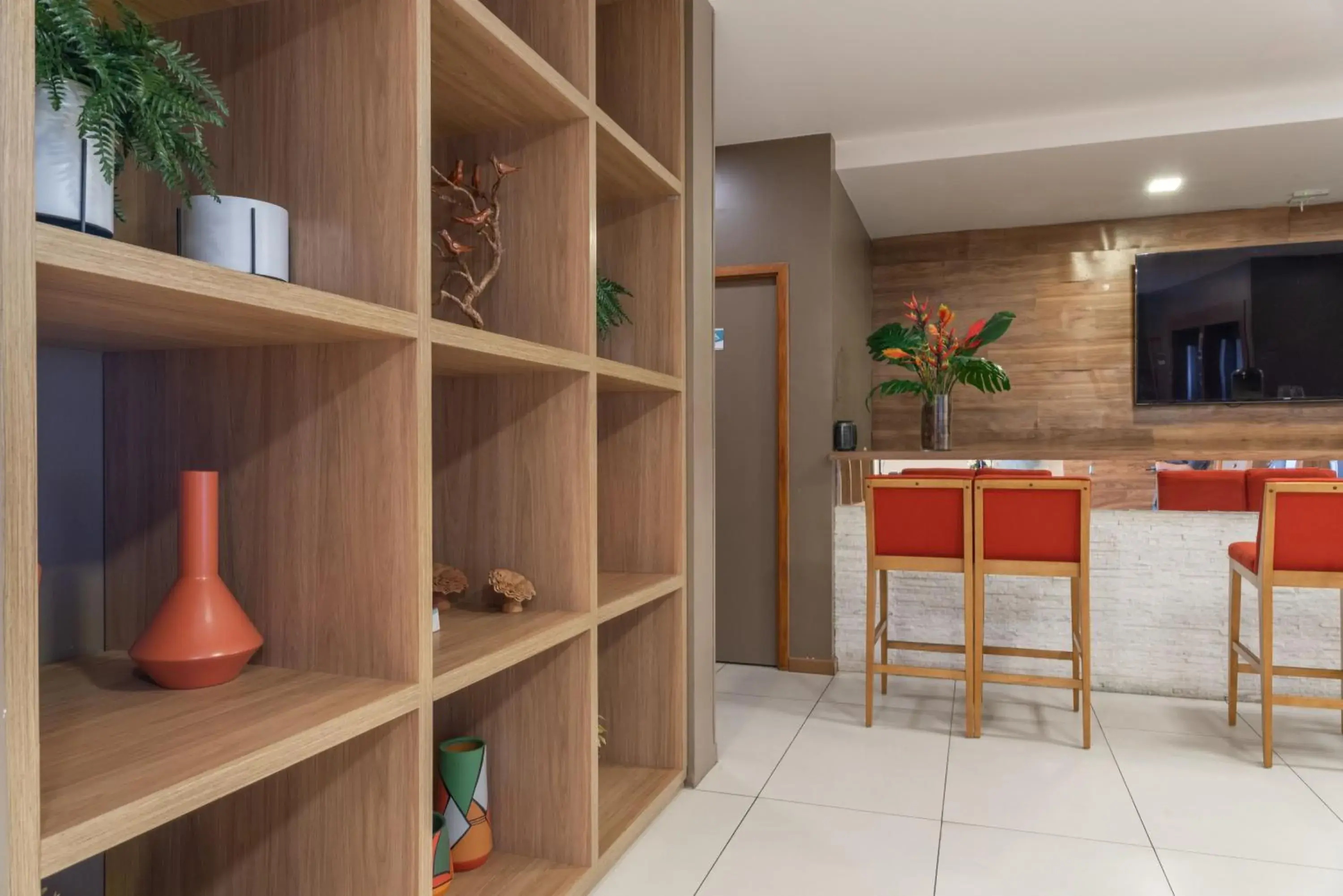 Lounge or bar in Palms Ponta Verde by Tropicalis Lounge or bar in Palms Ponta Verde by Tropicalis