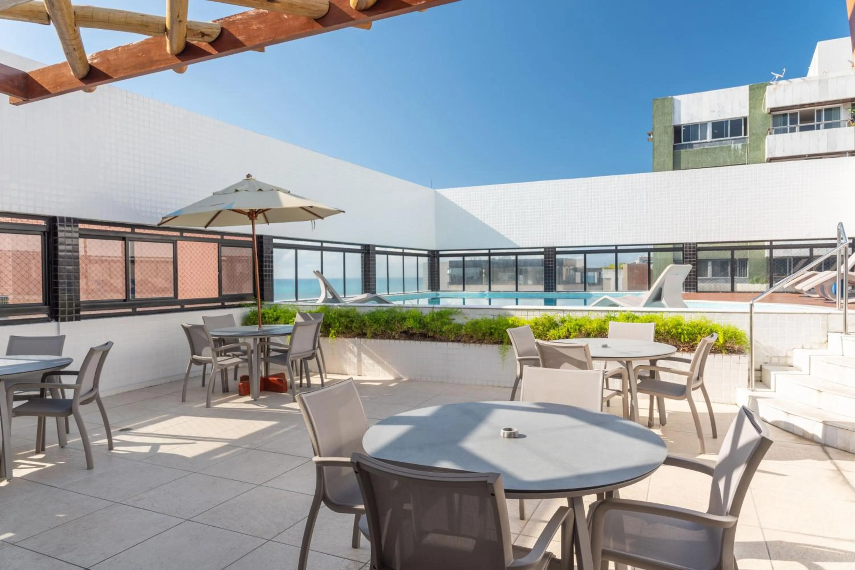 Day in Palms Ponta Verde by Tropicalis