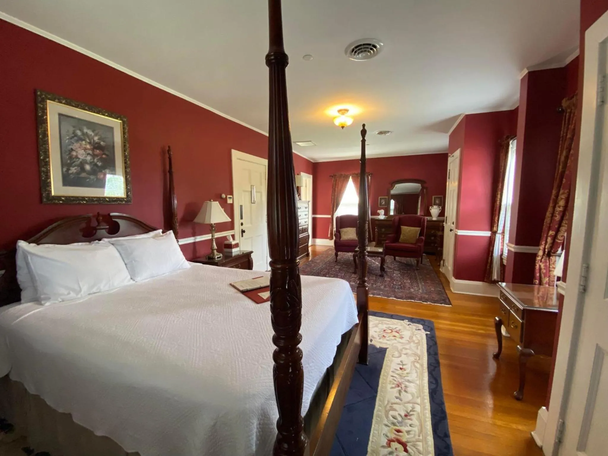 Bed in Historic Rosemont Manor