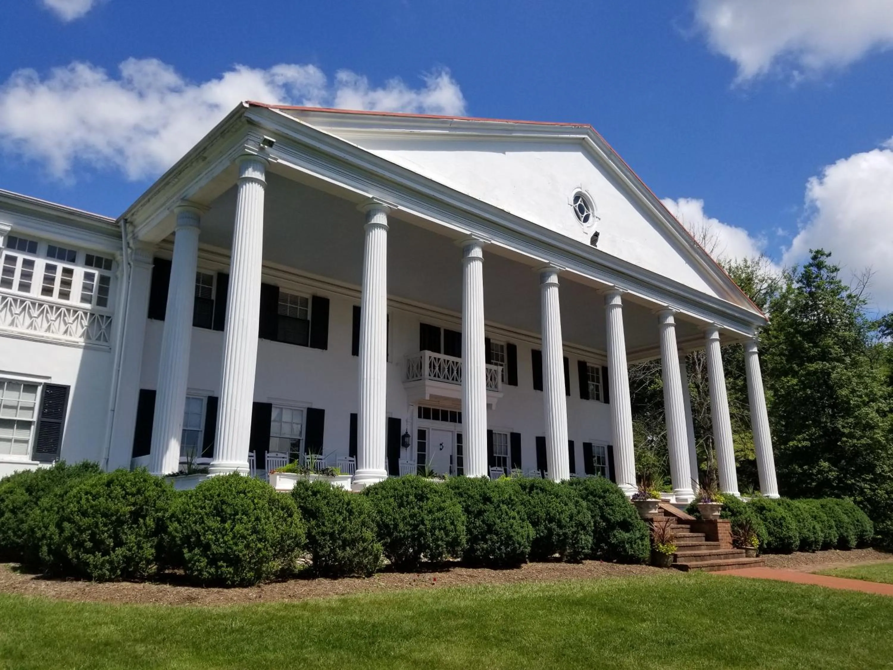 Property building in Historic Rosemont Manor