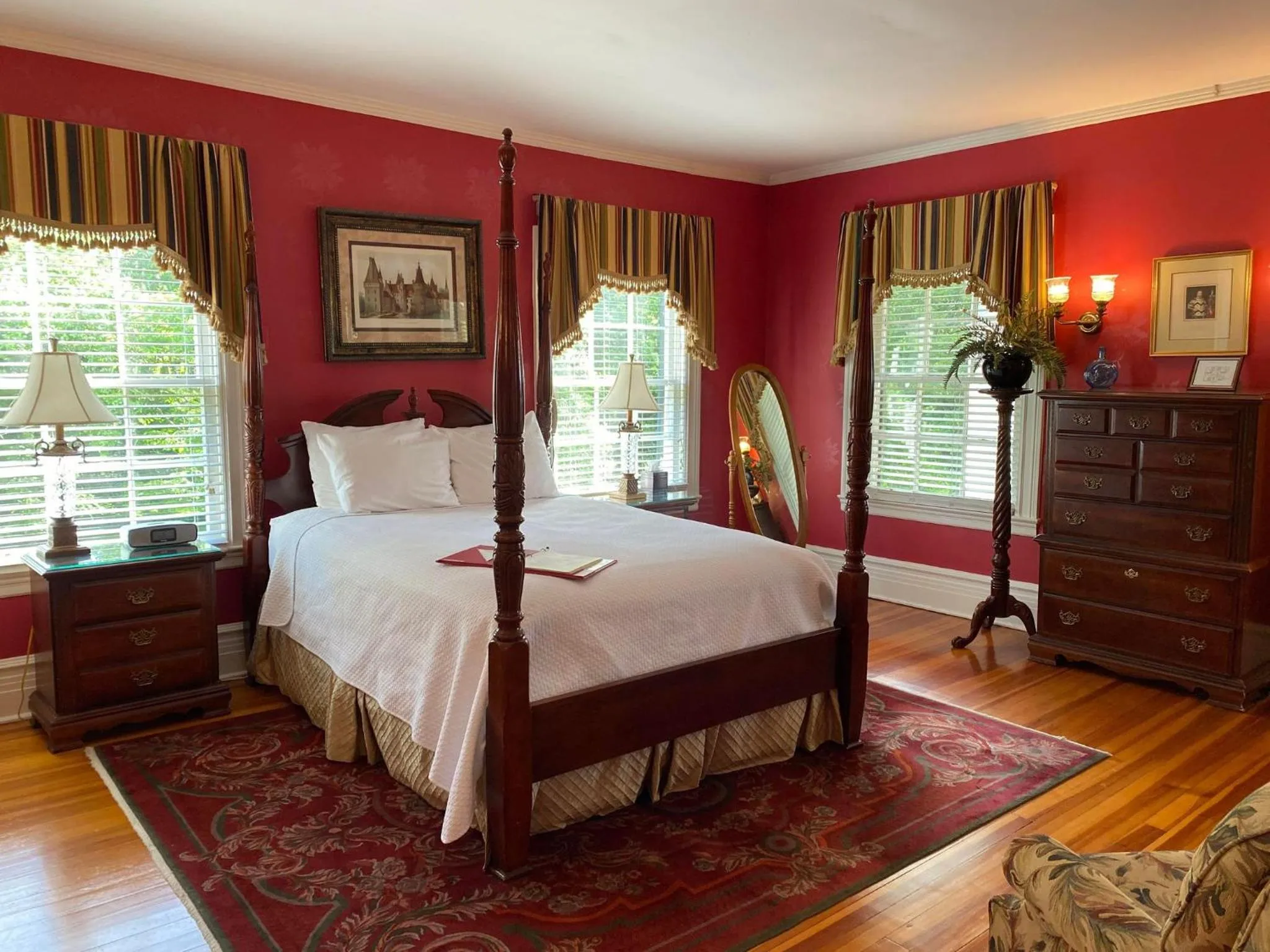 Bed in Historic Rosemont Manor
