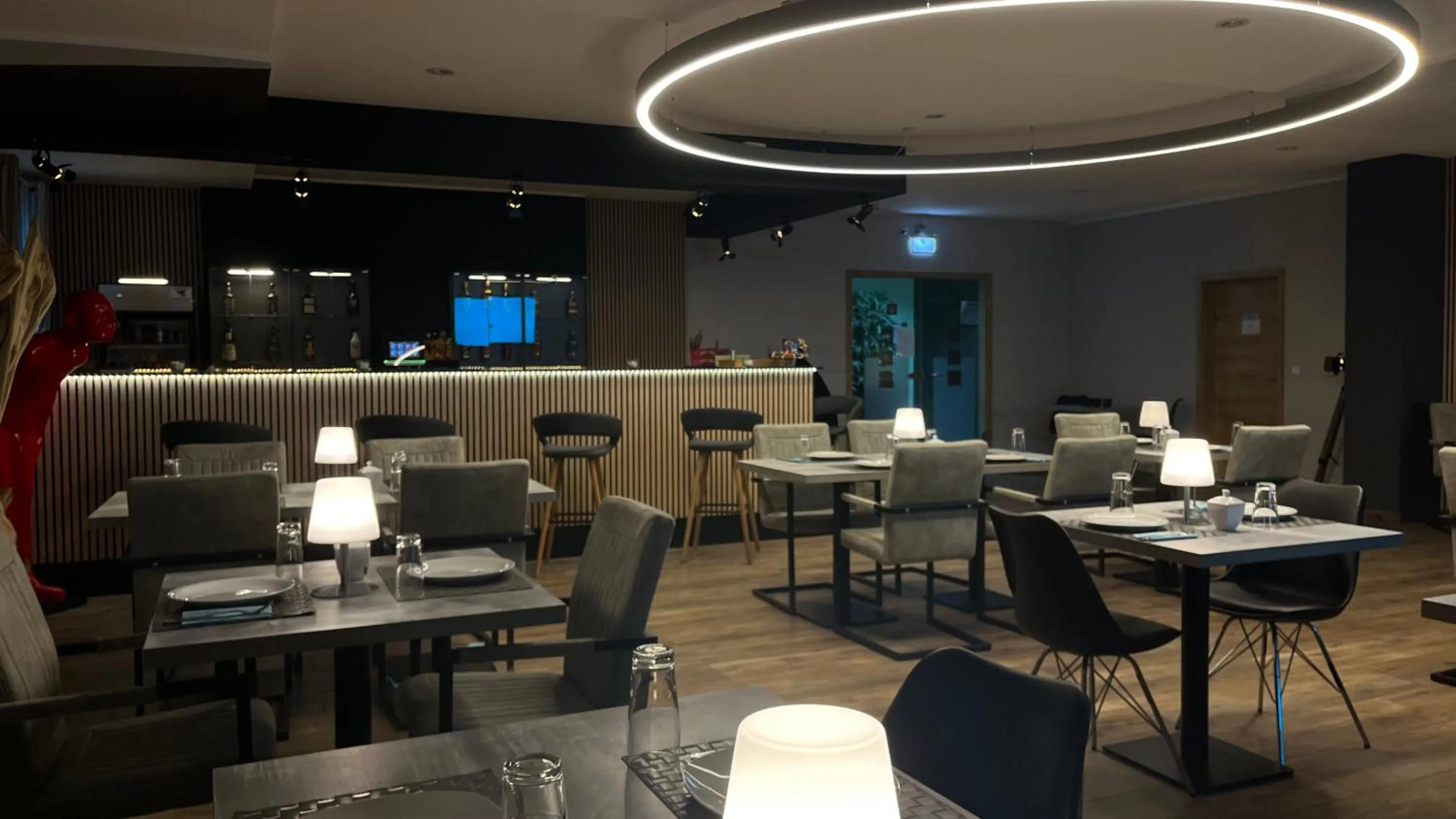Restaurant/places to eat in VitaLounge Sports & Spa Hotel