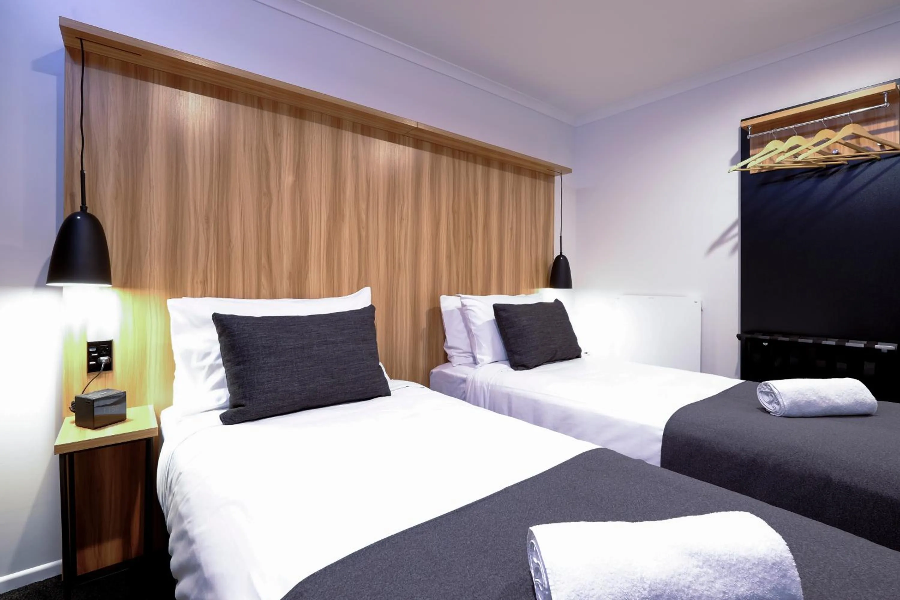 Bedroom, Bed in No. 9 Hotel