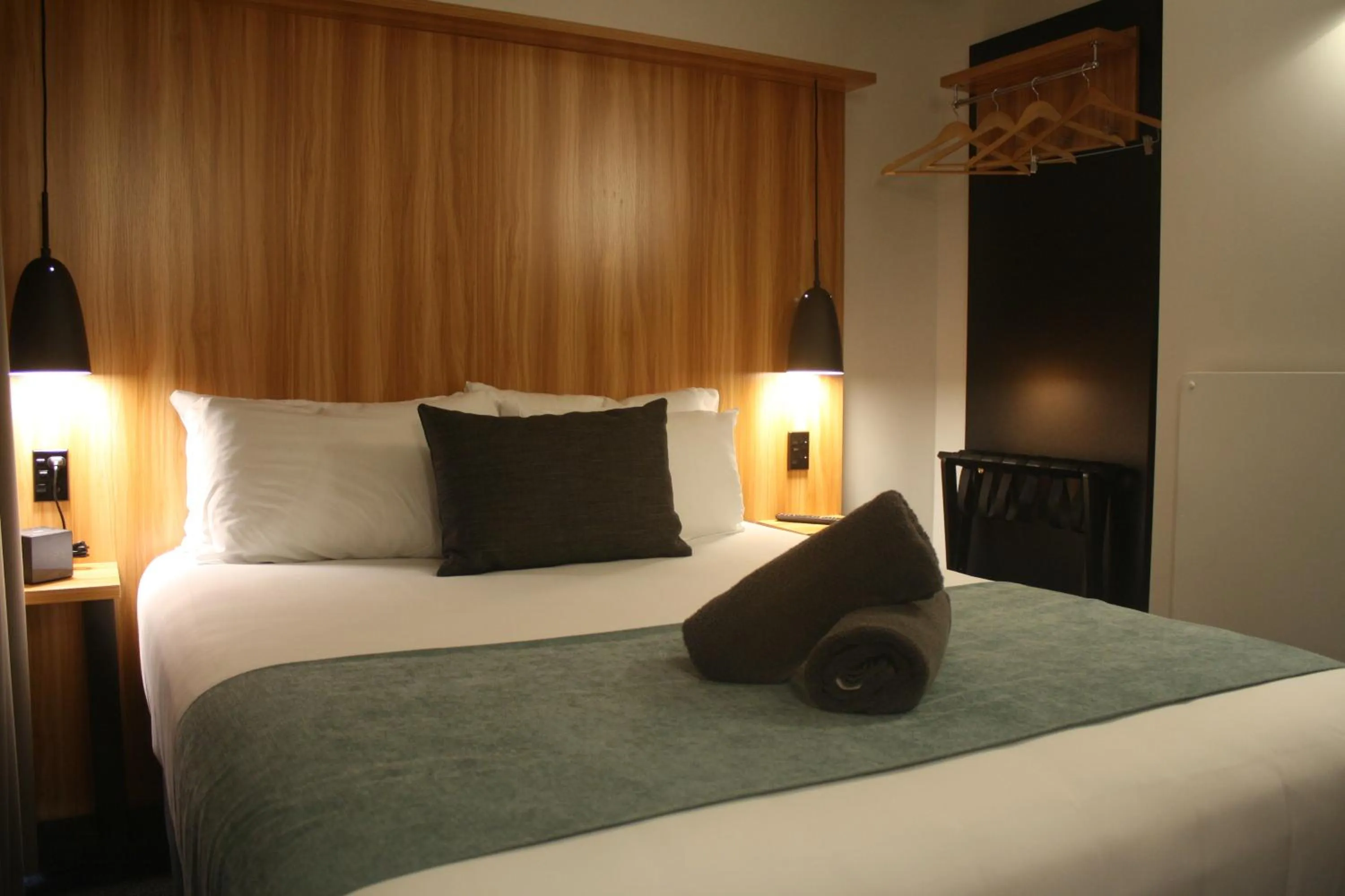 Bedroom, Bed in No. 9 Hotel