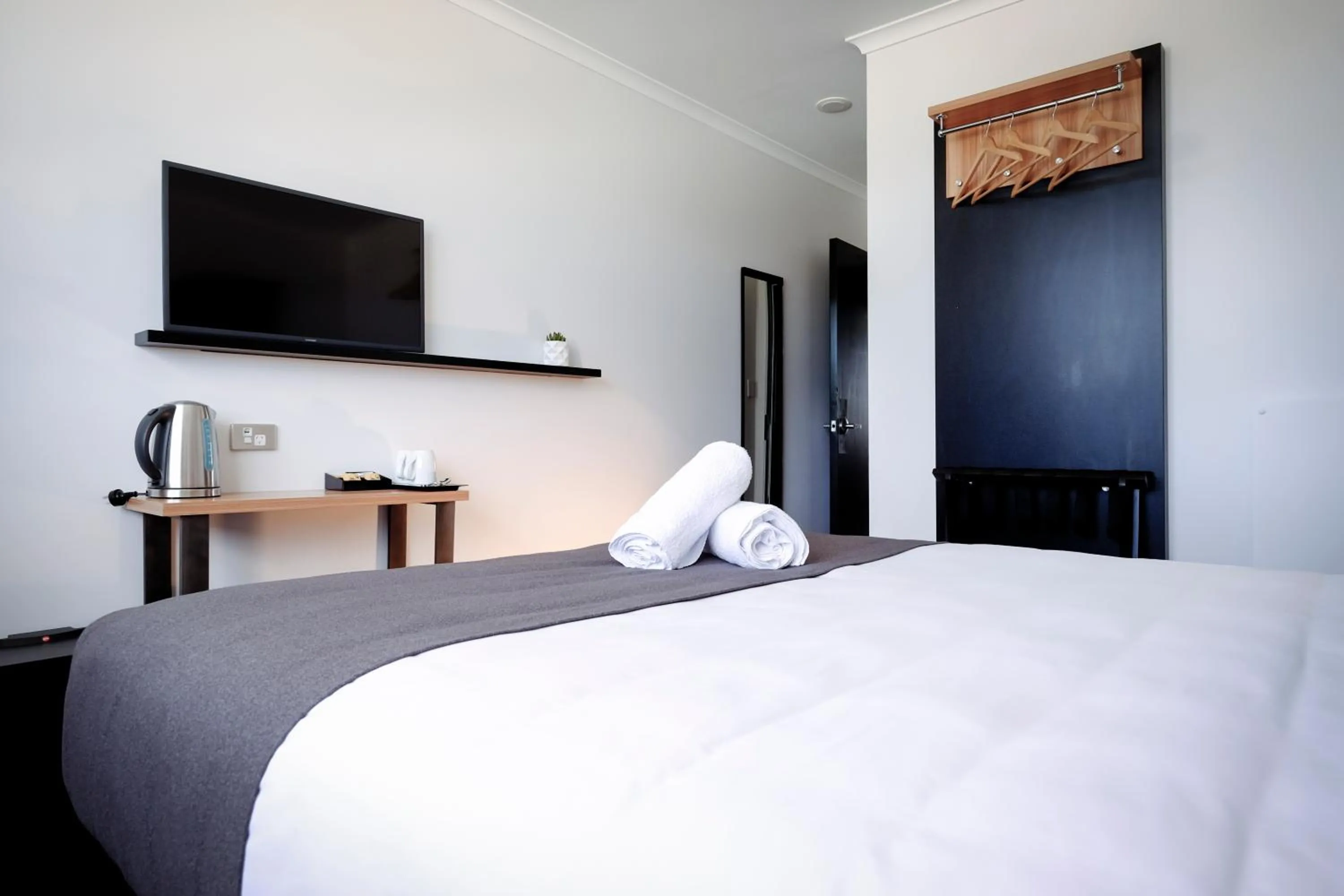 Bedroom, Bed in No. 9 Hotel