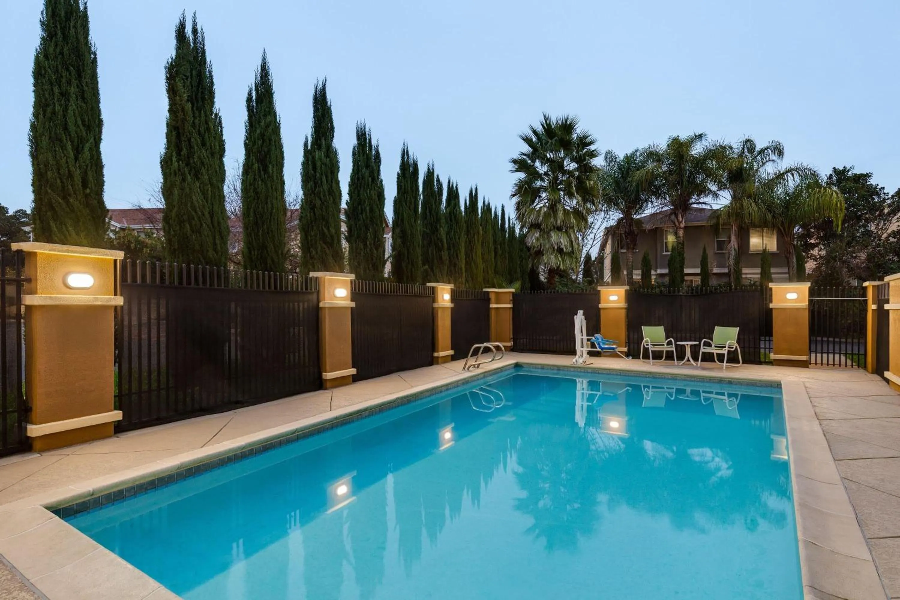 Pool view in La Quinta by Wyndham Fairfield - Napa Valley