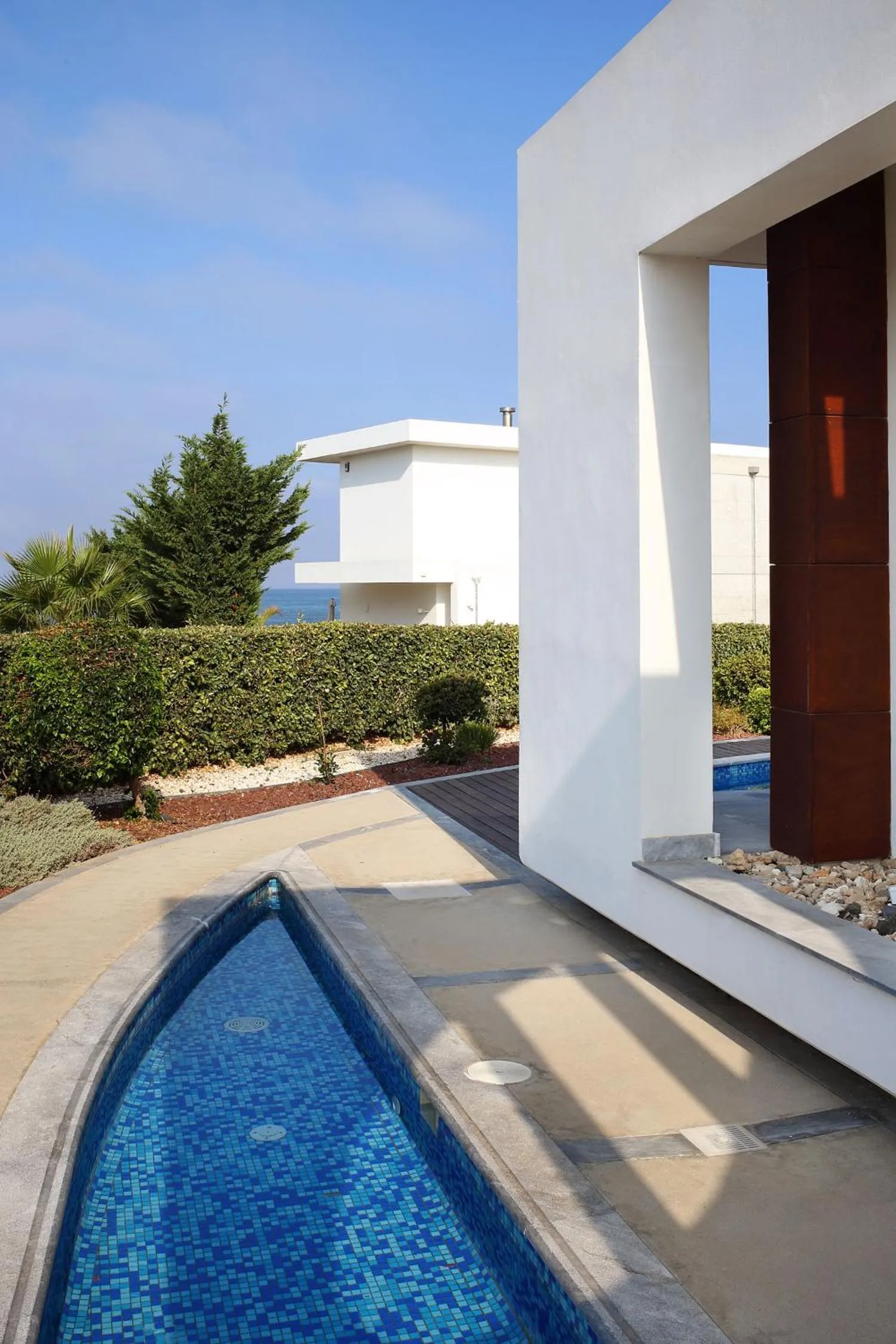 Paradise Cove Luxurious Beach Villas