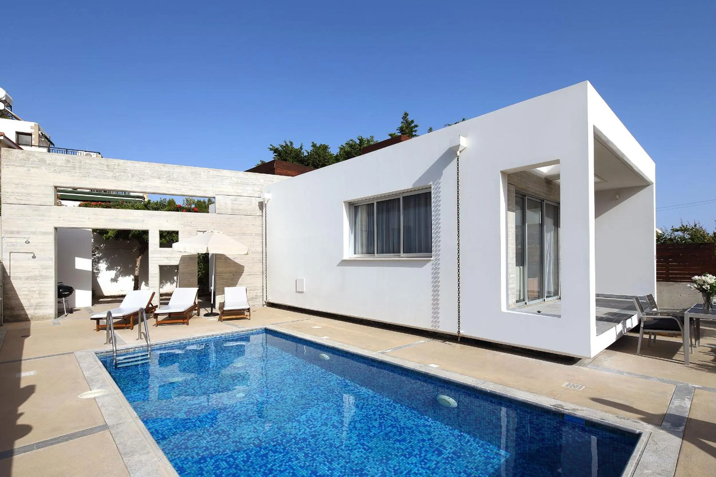 Paradise Cove Luxurious Beach Villas