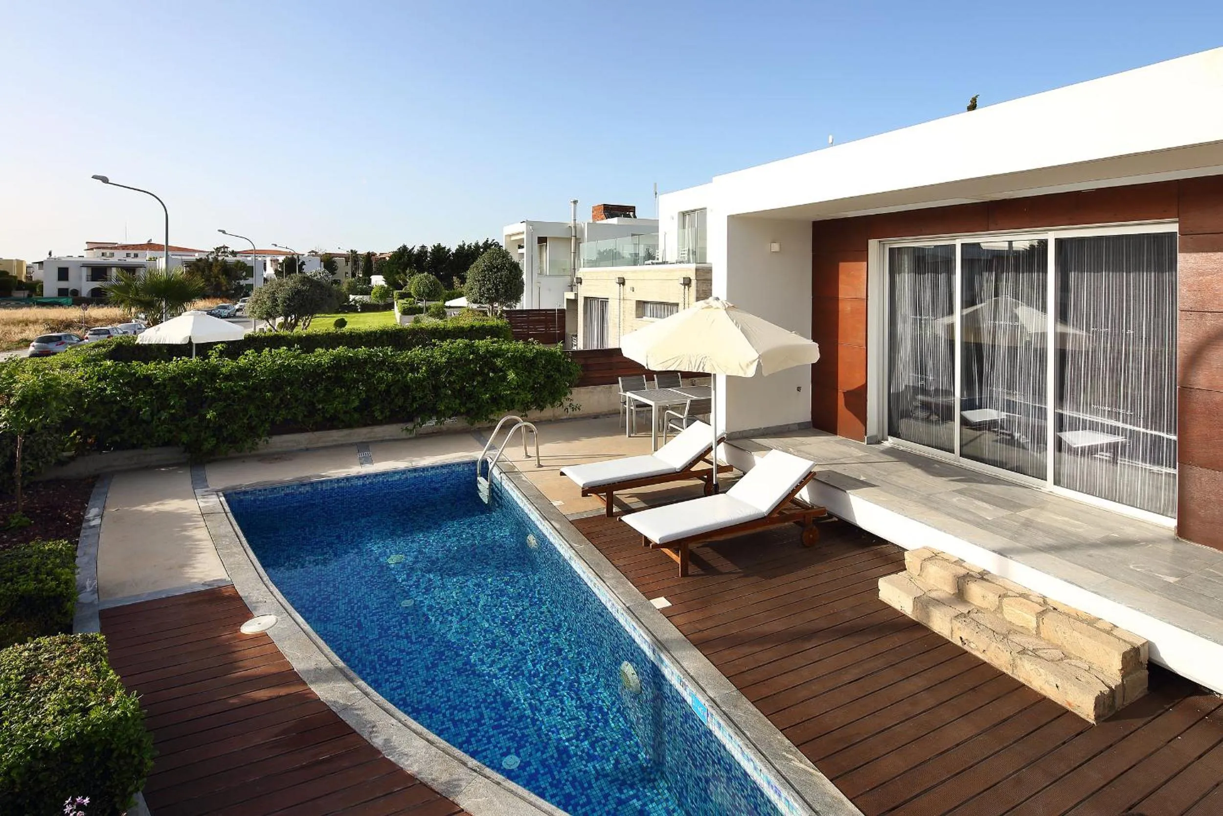 Paradise Cove Luxurious Beach Villas