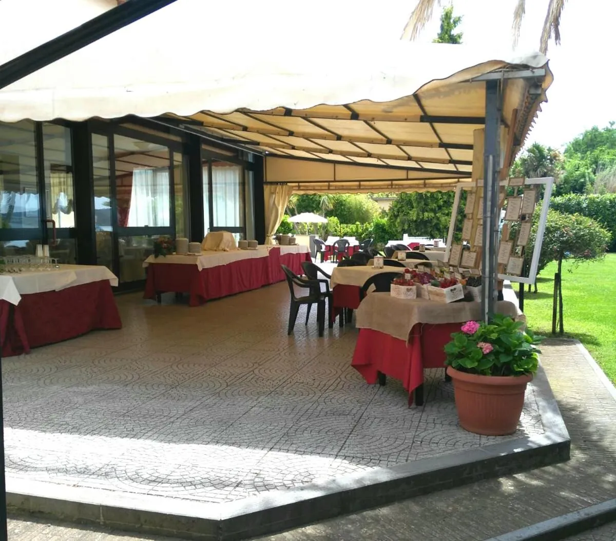 Restaurant/places to eat in Hotel Eden Sul Lago