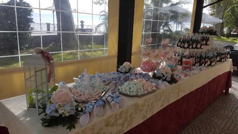 Food and drinks in Hotel Eden Sul Lago