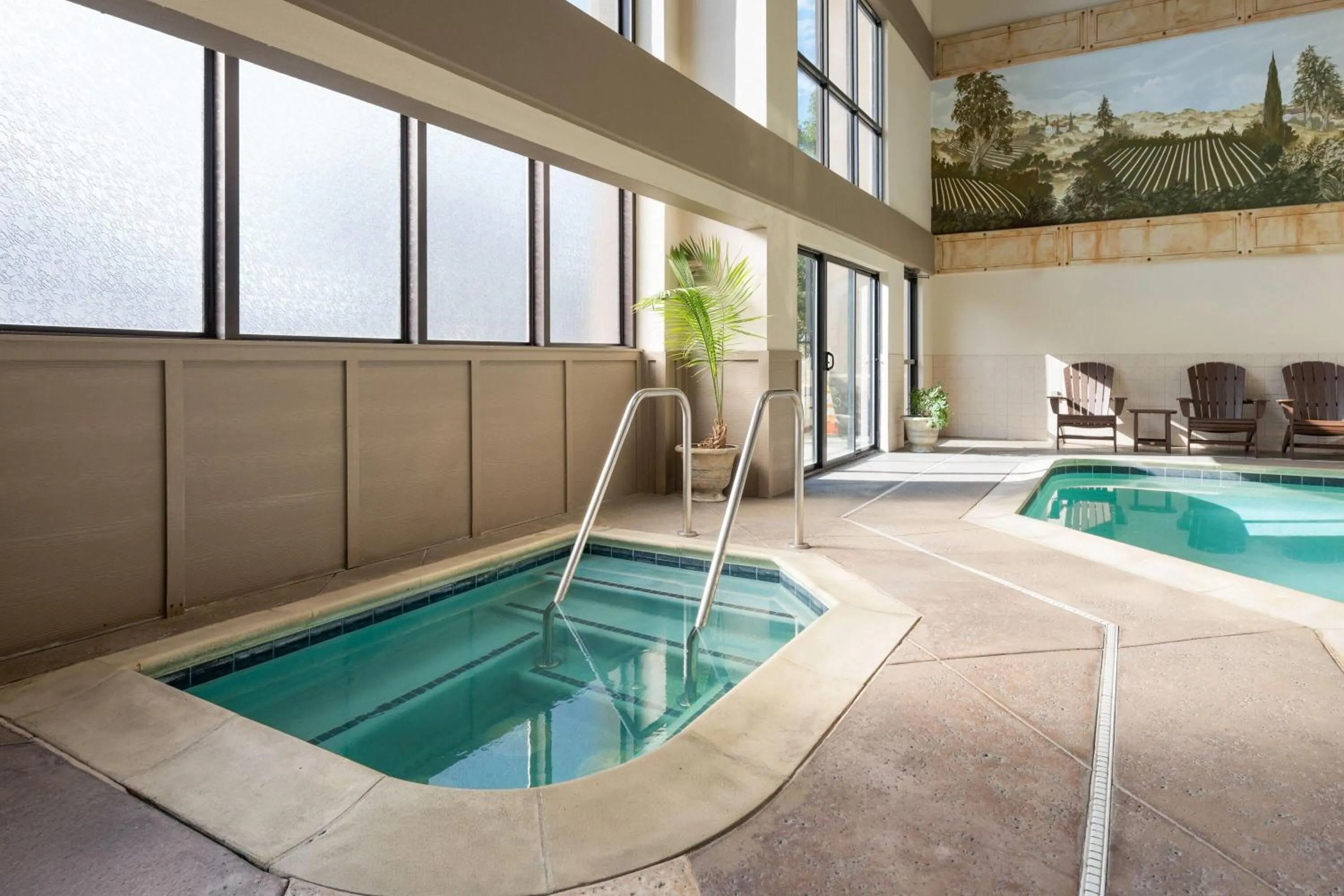 Hot Tub in Hawthorn Suites by Wyndham Napa Valley