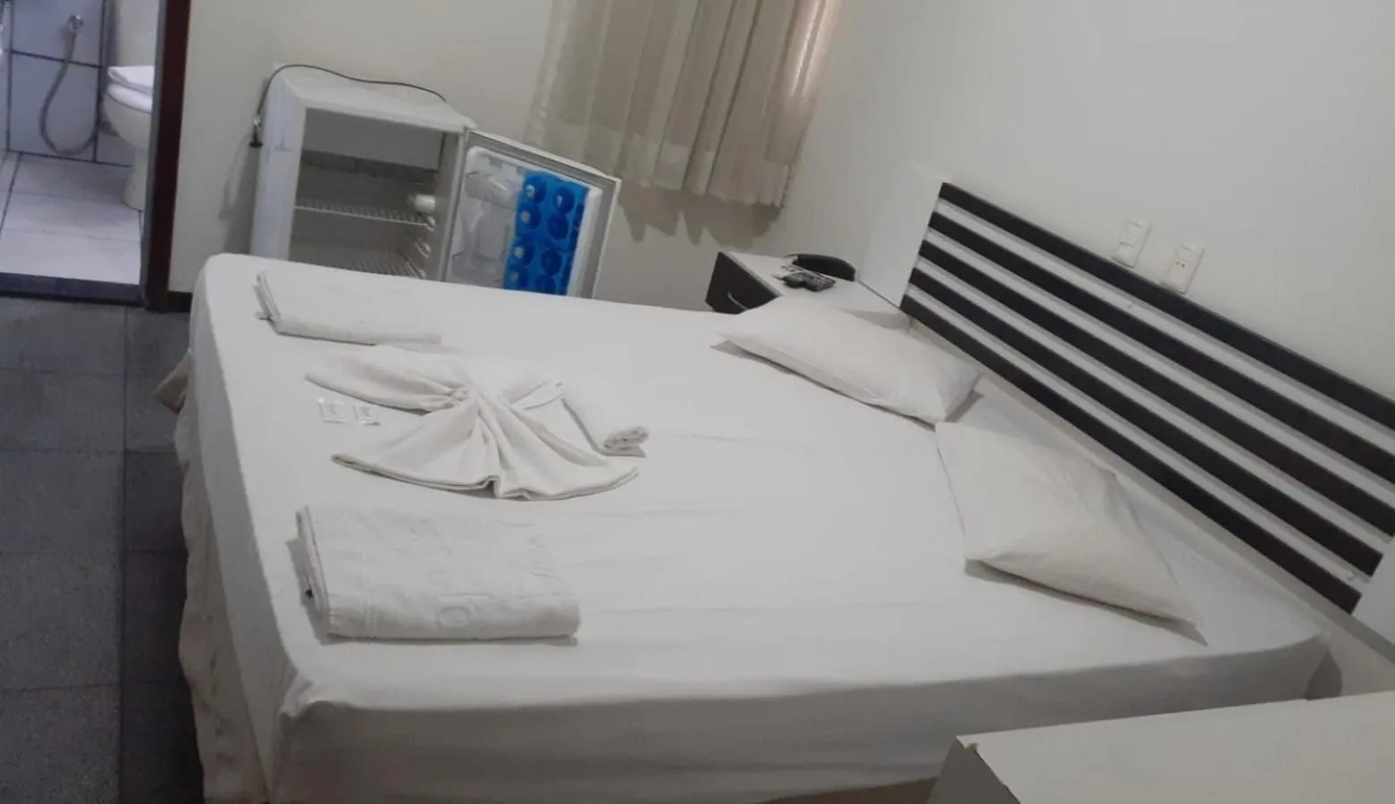 Bedroom, Bed in Oft Neve's hotel