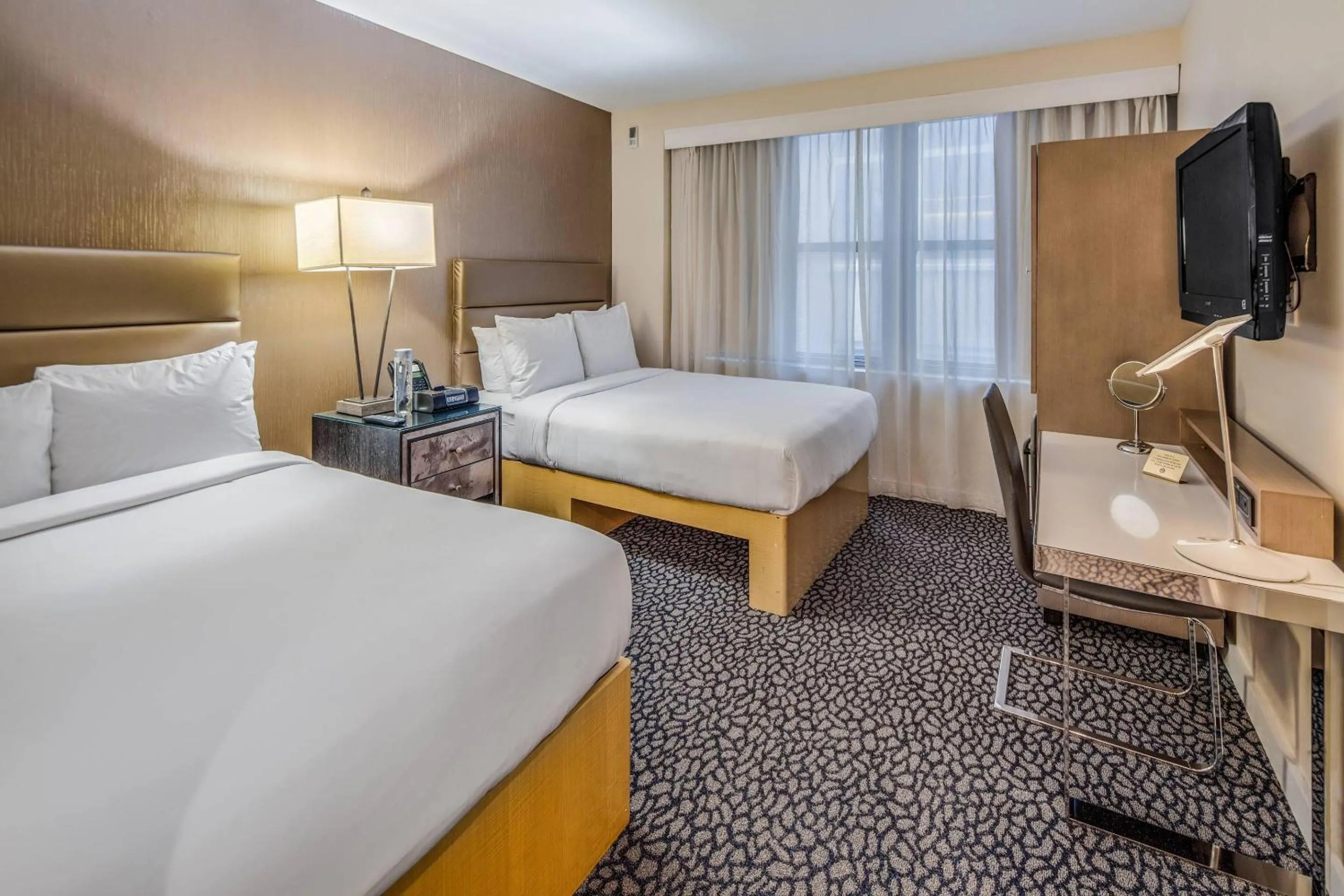 Bedroom, Bed in The Historic Blue Angel Hotel Lexington Ave, an Ascend Collection