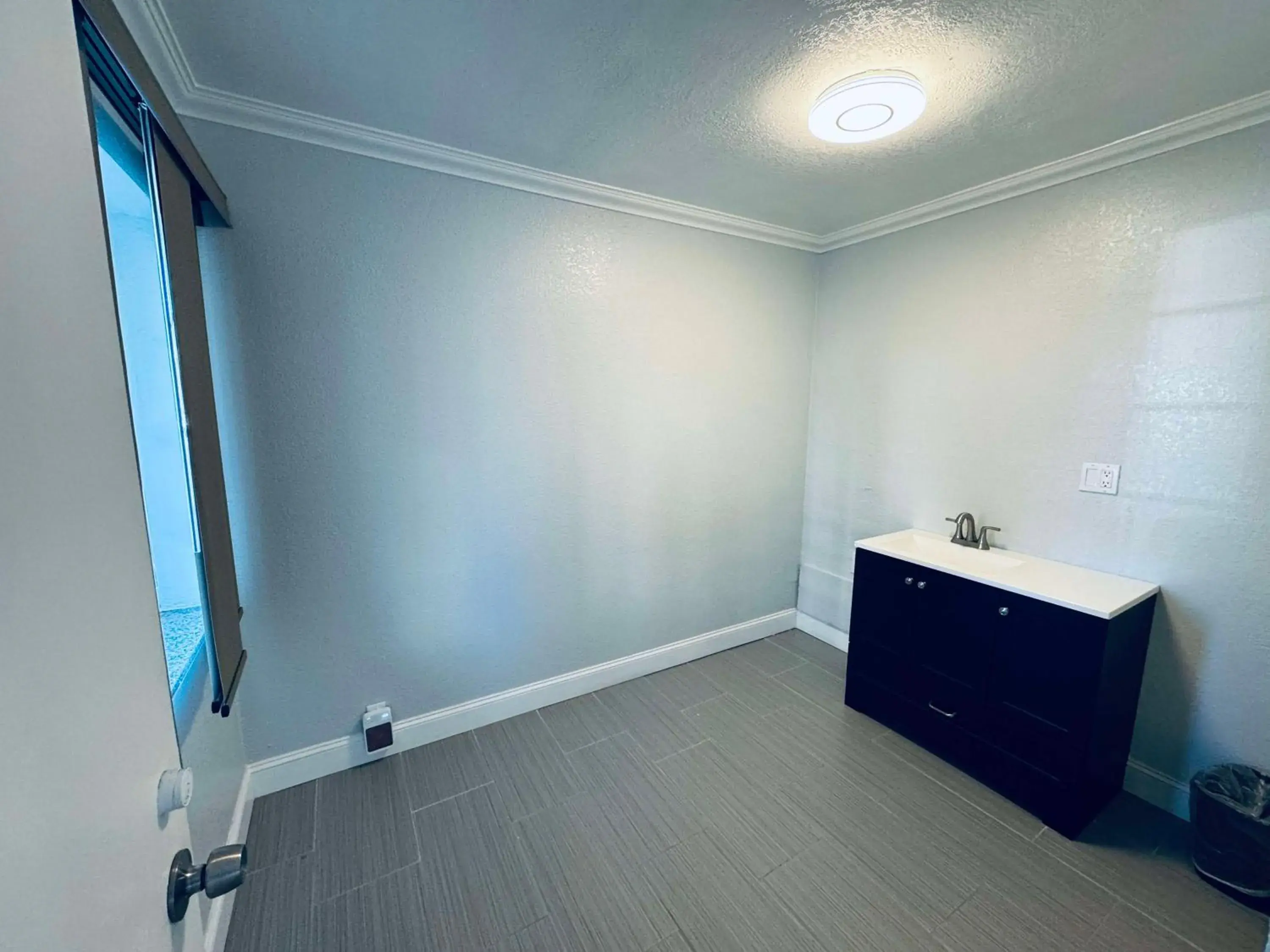 Bedroom in SureStay by Best Western Fresno Central Bedroom in SureStay by Best Western Fresno Central