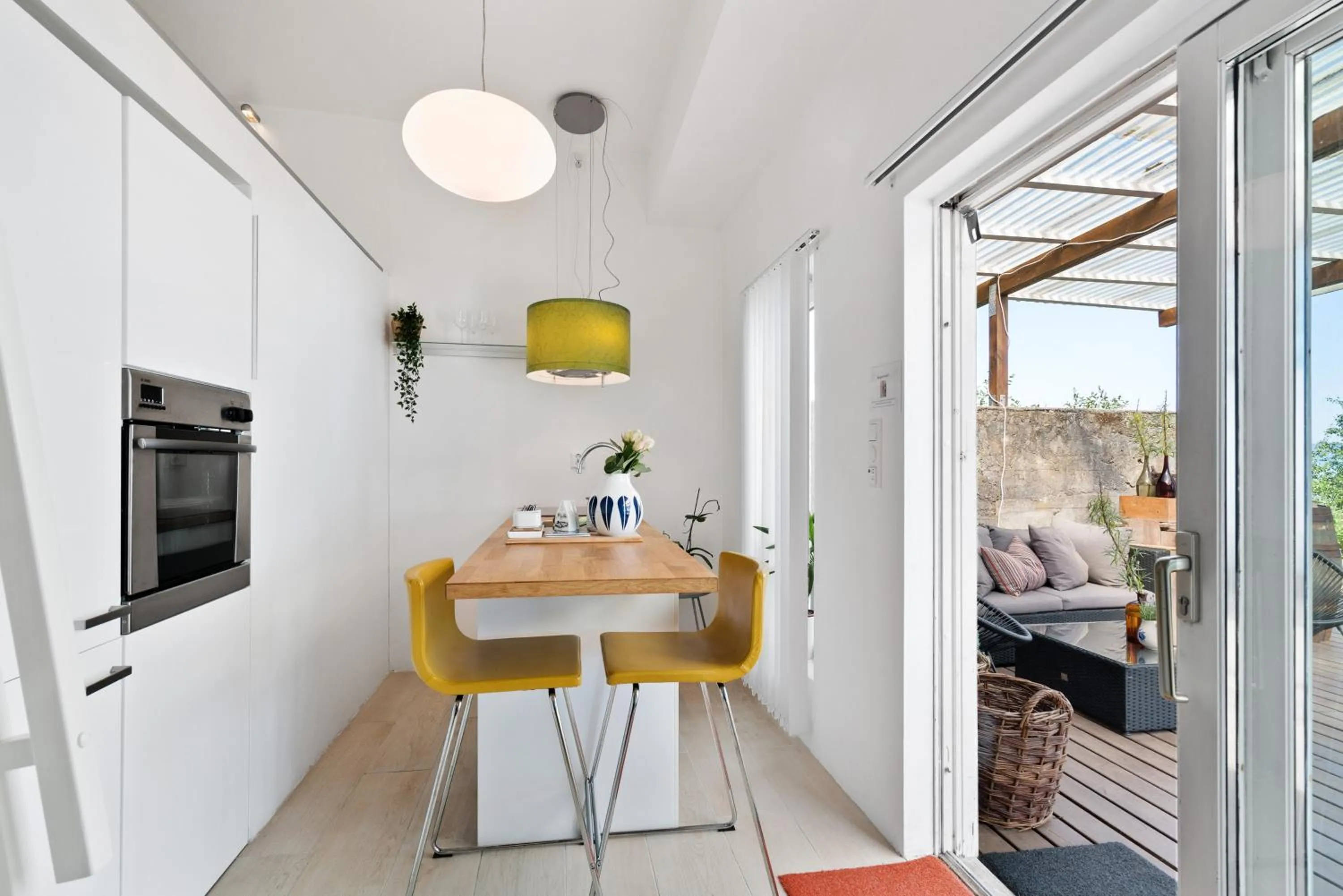 Kitchen or kitchenette in Private House & Bungalow by the sea
