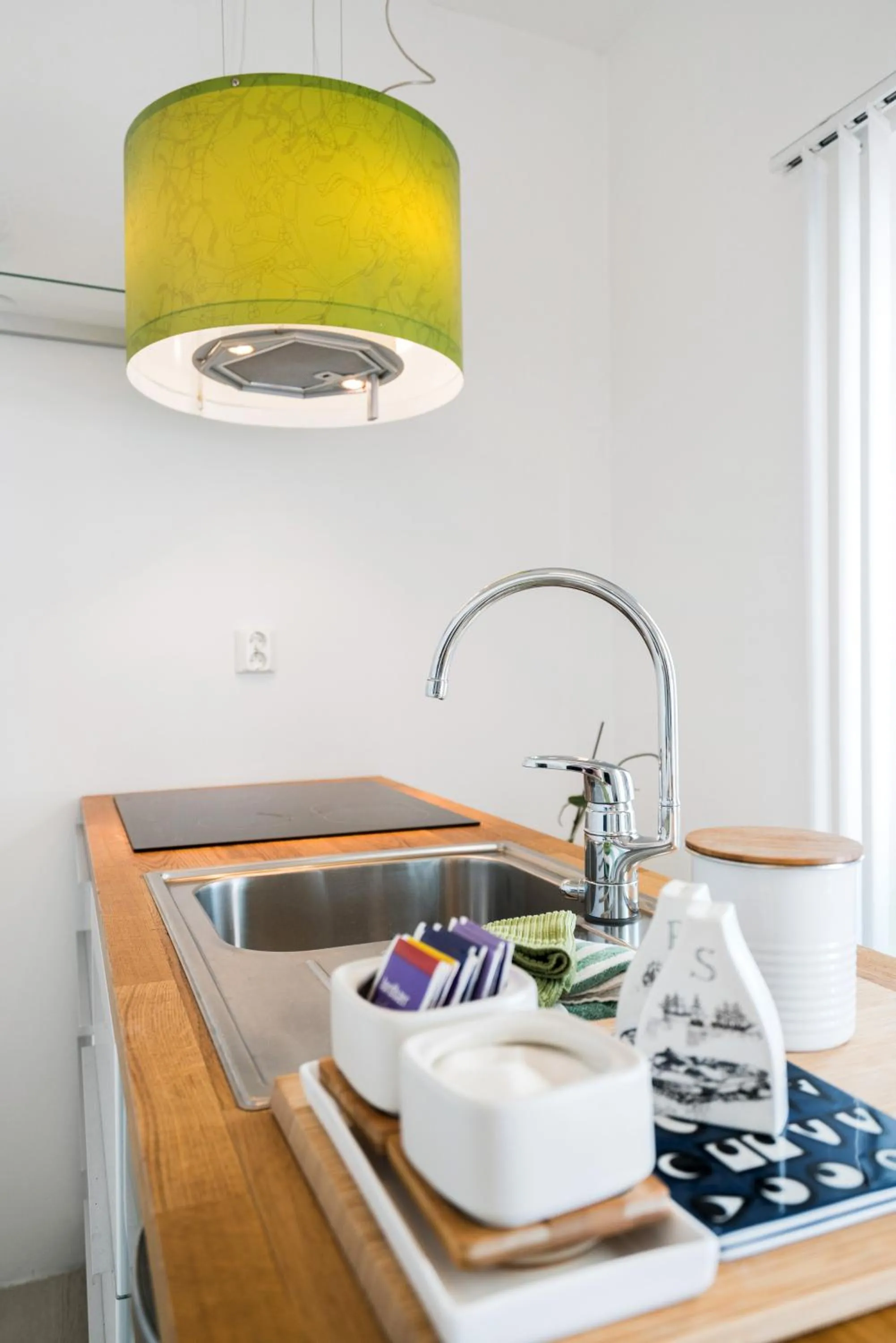 Kitchen or kitchenette in Private House & Bungalow by the sea