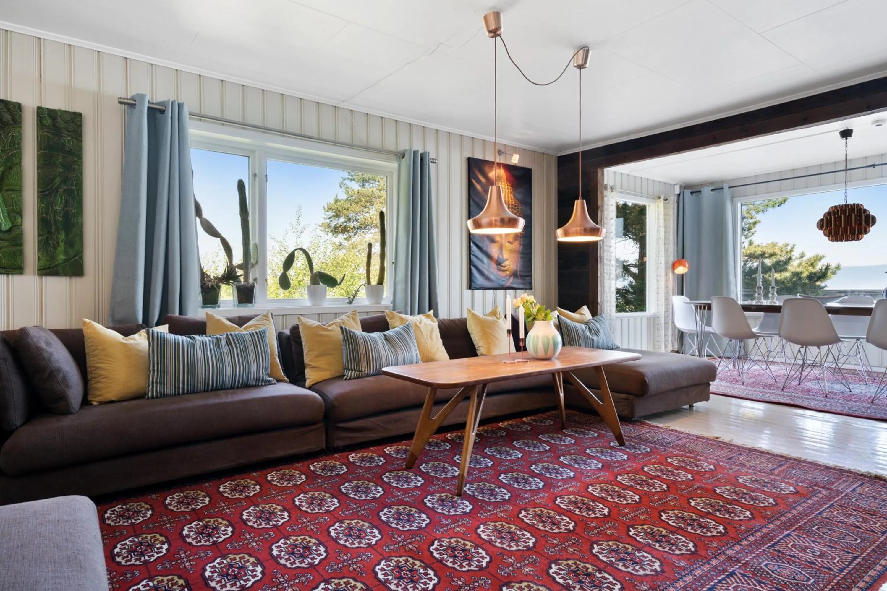Living room in Private House & Bungalow by the sea