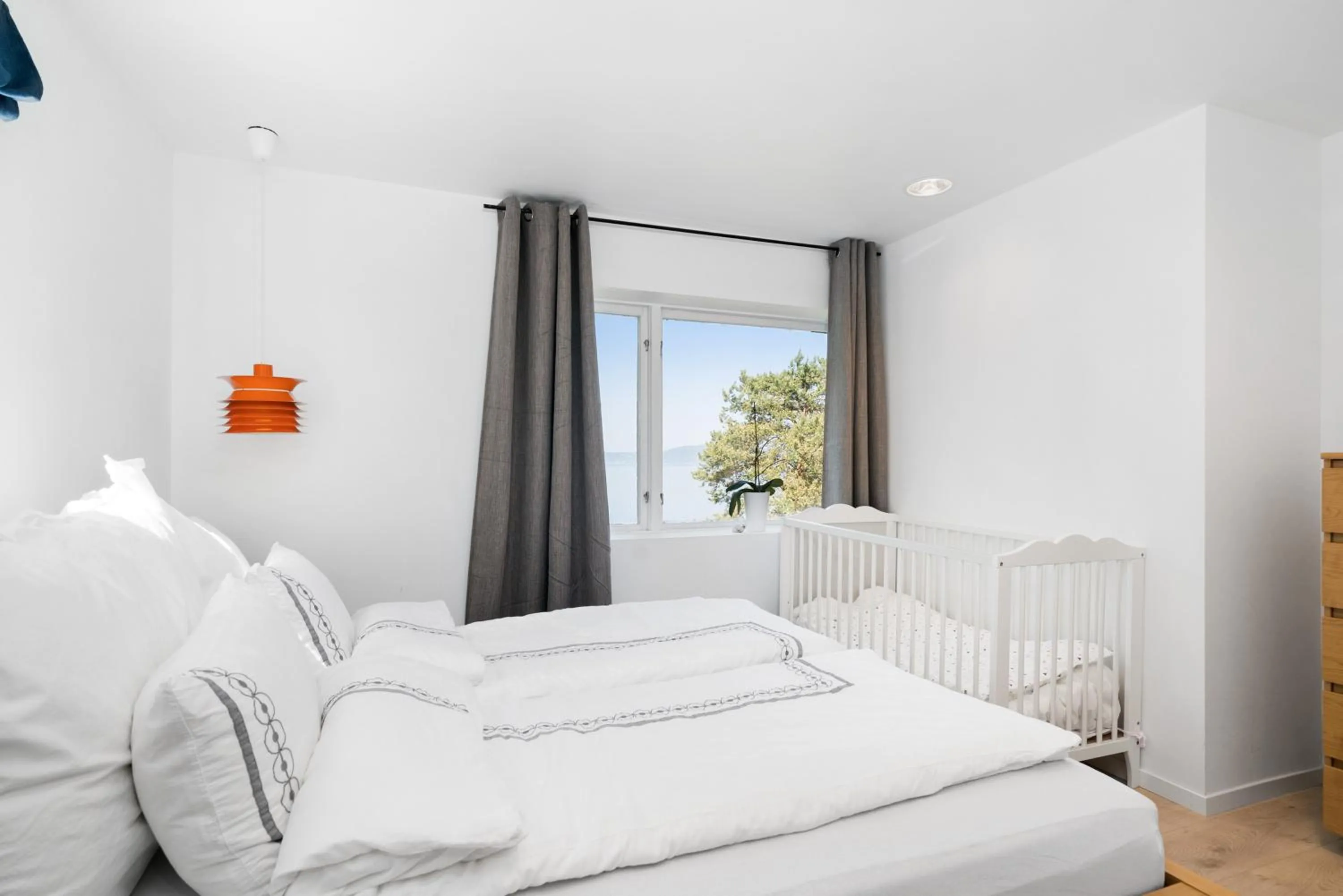 Bed in Private House & Bungalow by the sea