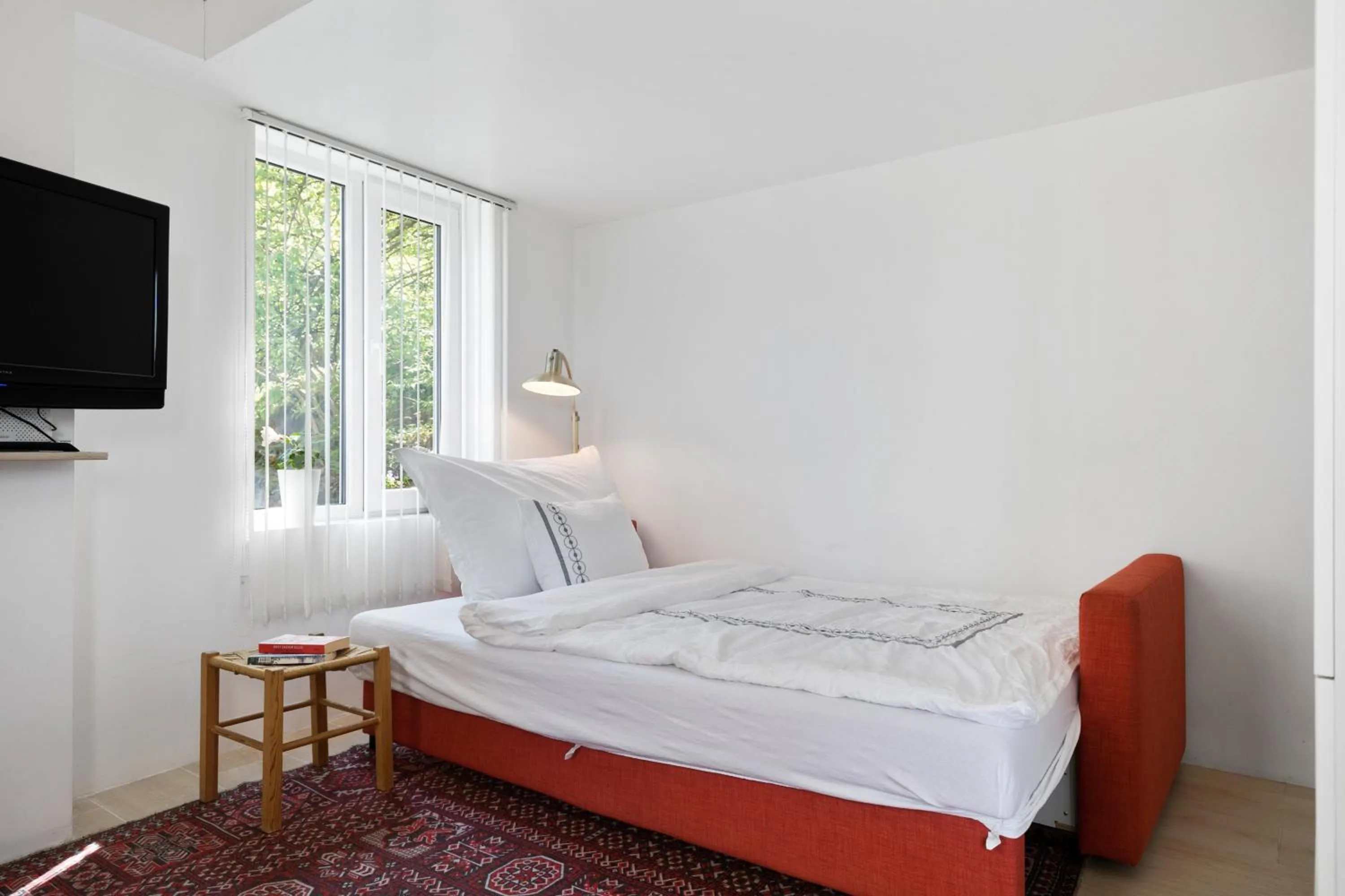 Bed in Private House & Bungalow by the sea