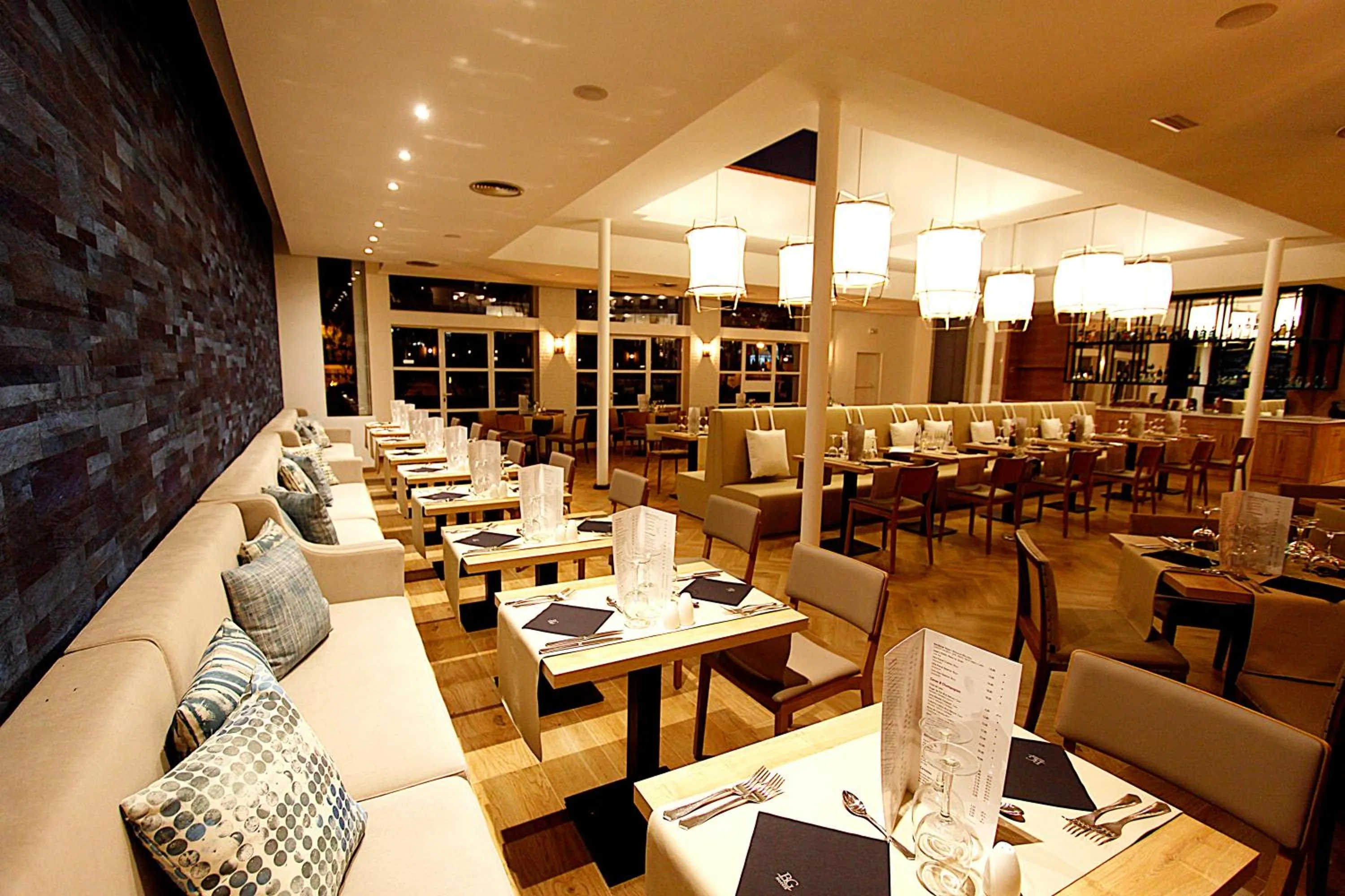 Restaurant/places to eat in BG Rei del Mediterrani