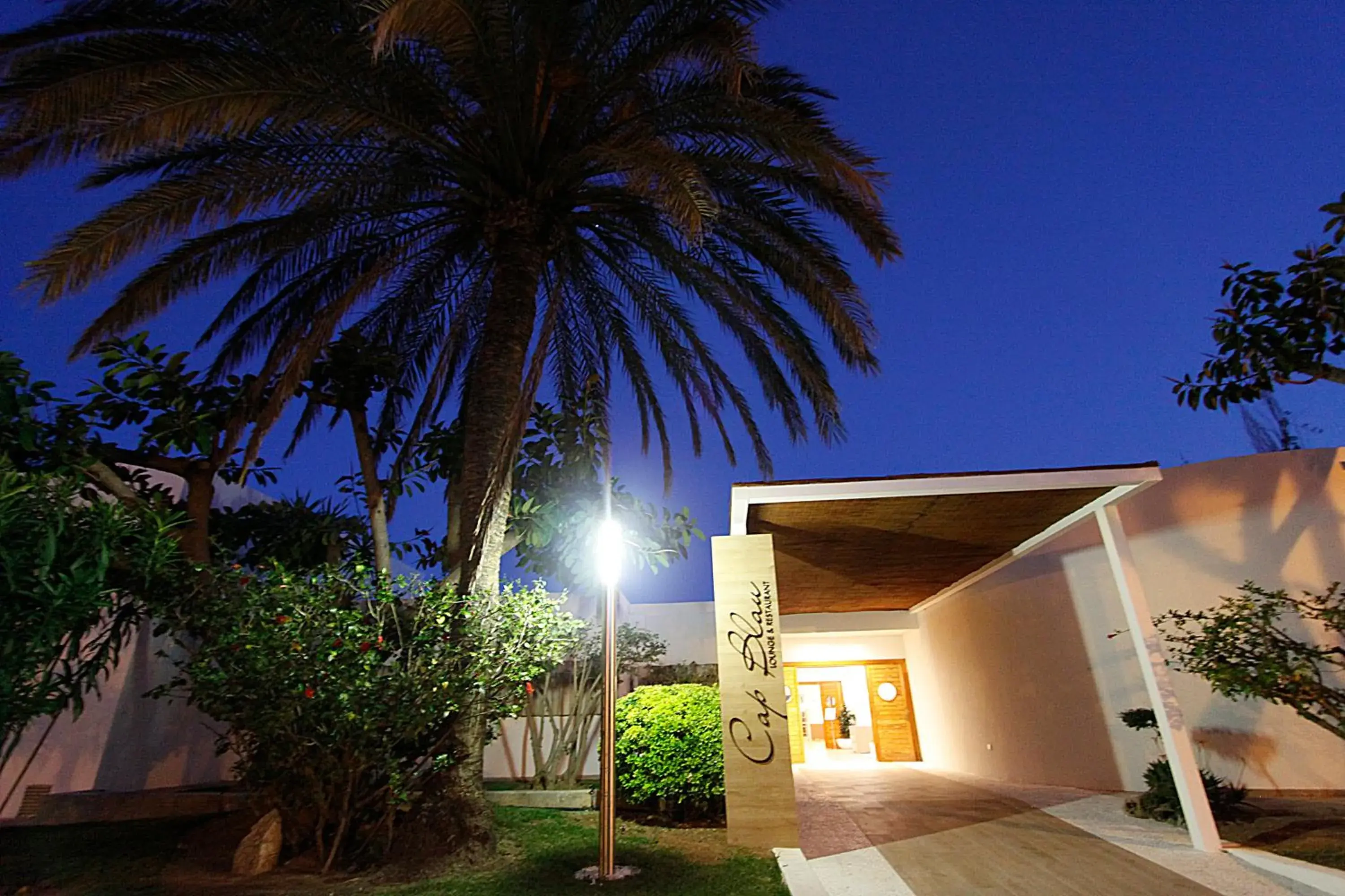 Property building in BG Rei del Mediterrani Property building in BG Rei del Mediterrani