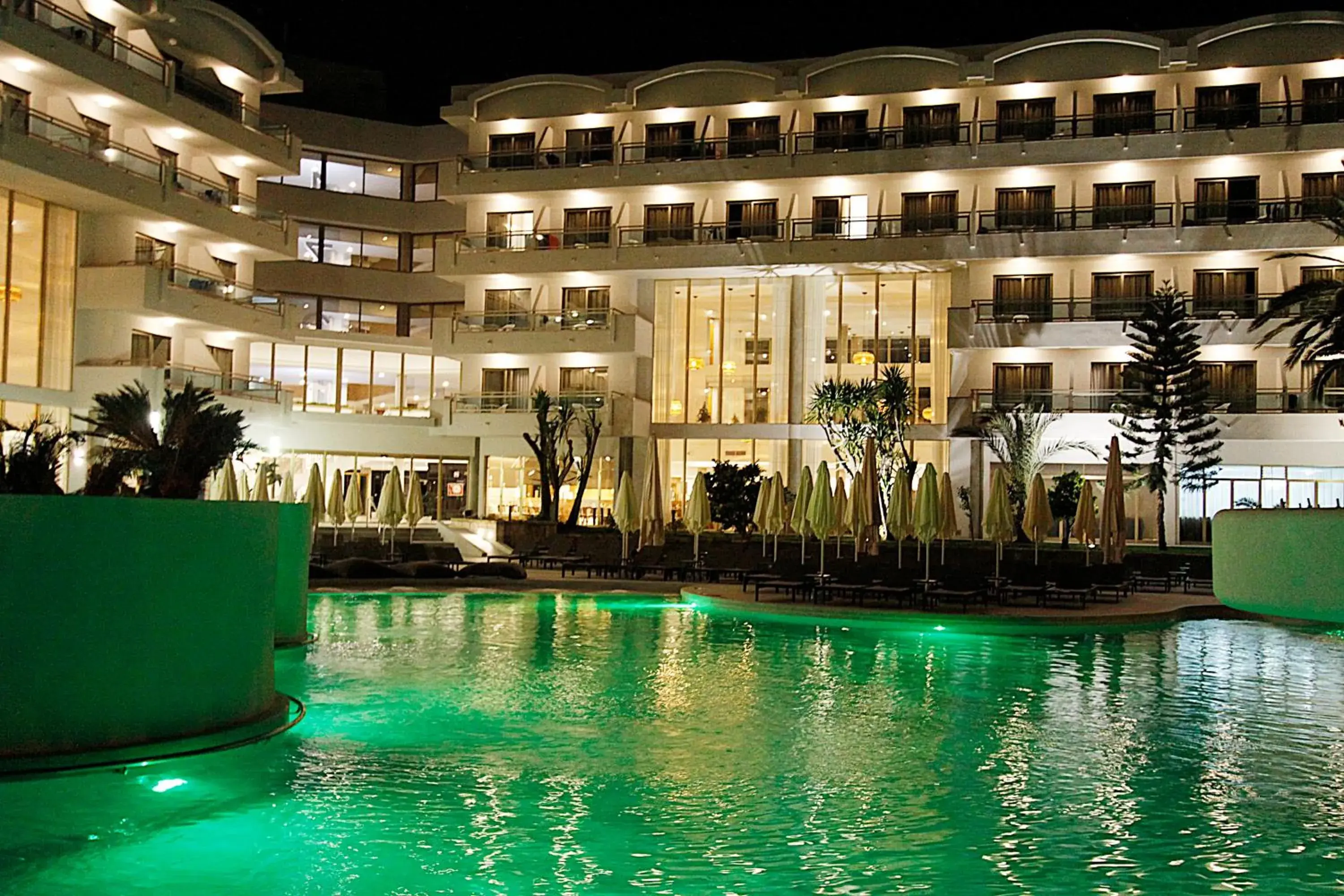 Property building in BG Rei del Mediterrani Property building in BG Rei del Mediterrani