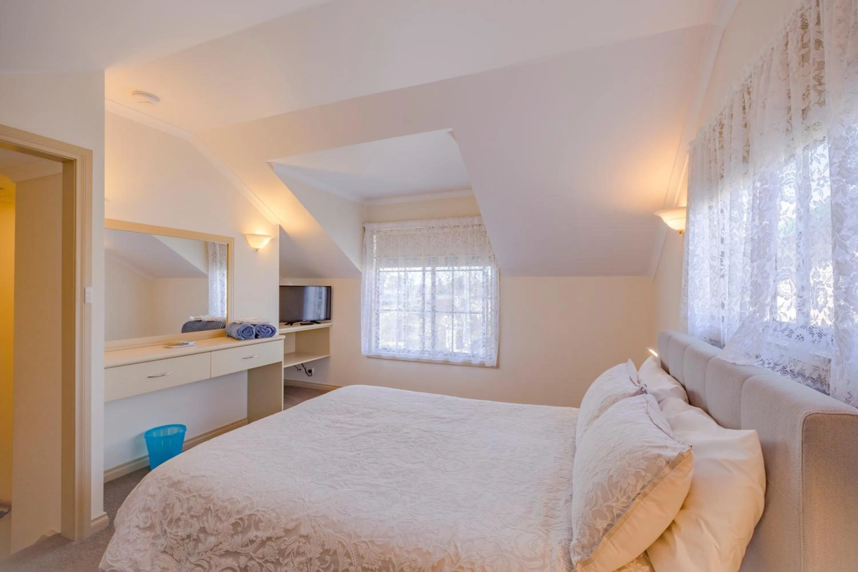 Bed in Queechy Motel