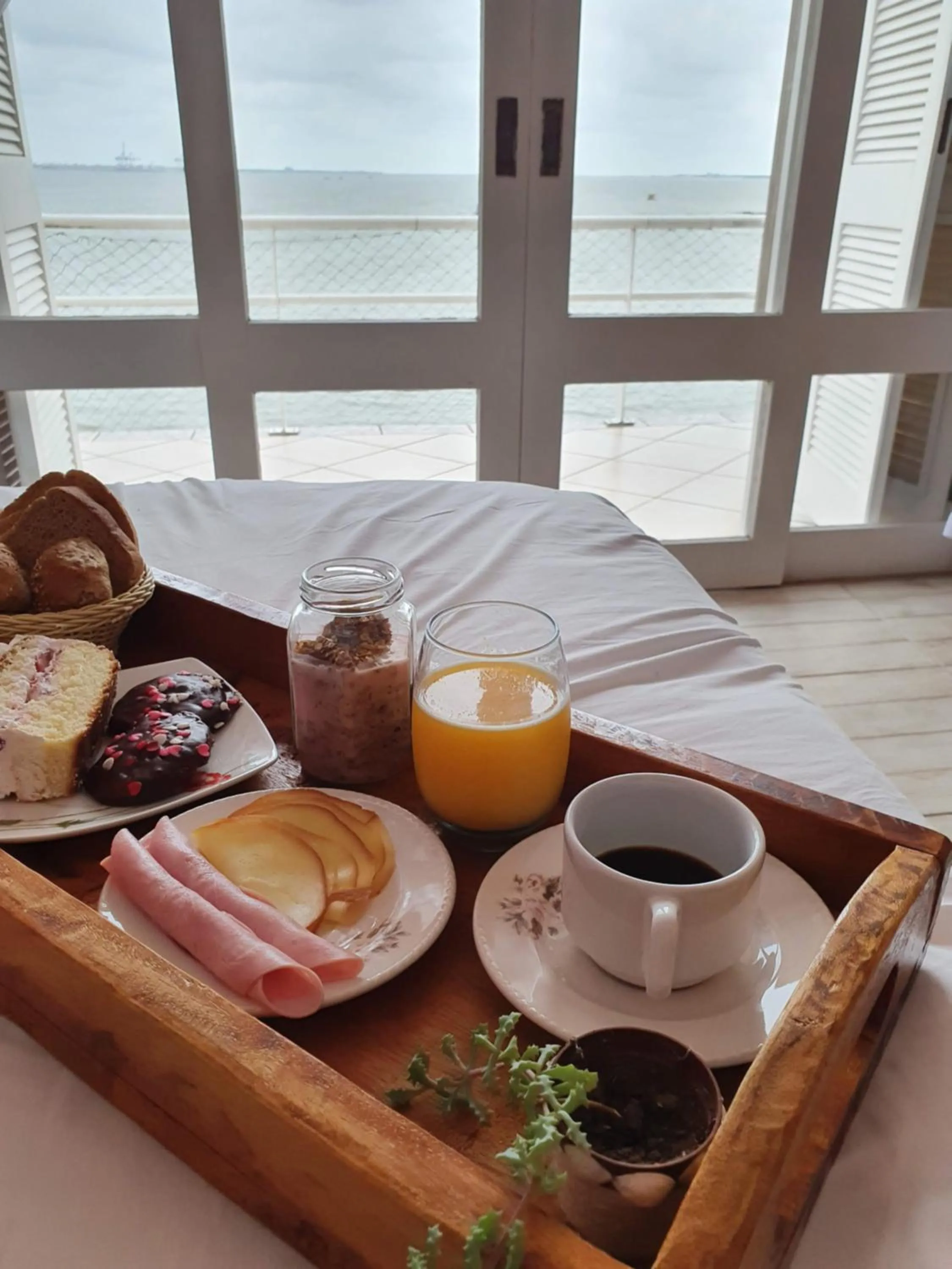 Breakfast, Bed in Pousada Pedra das Tartarugas