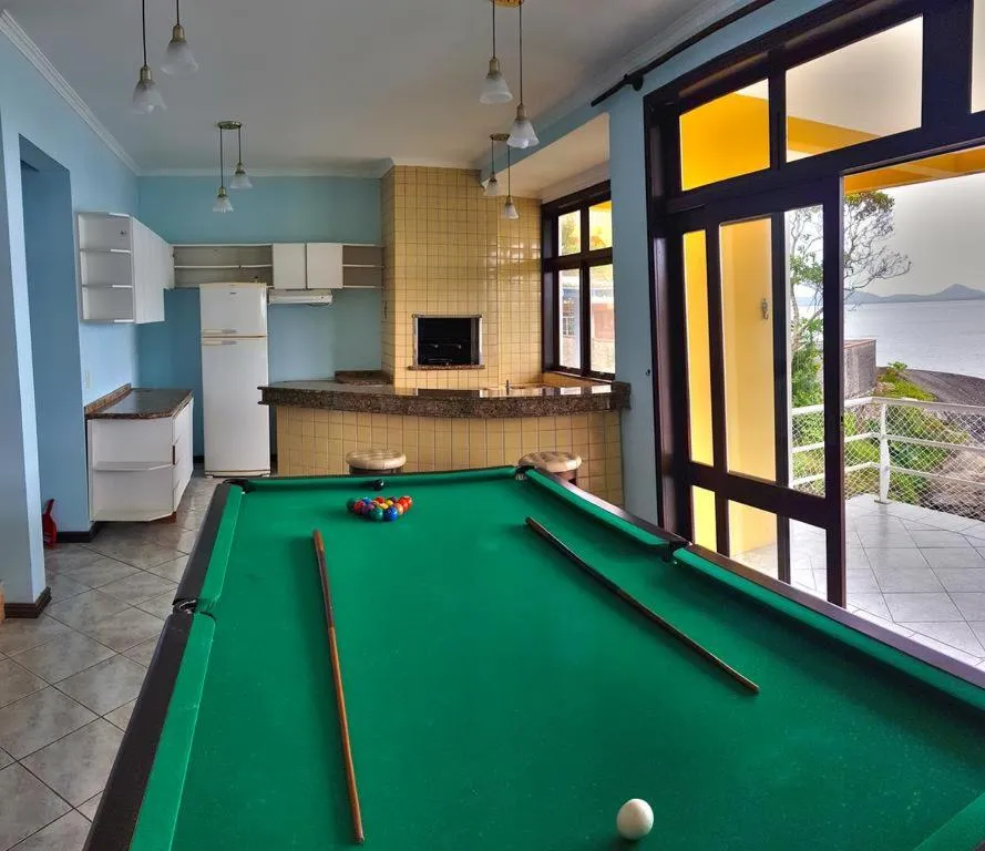 Billiard in Pousada Pedra das Tartarugas