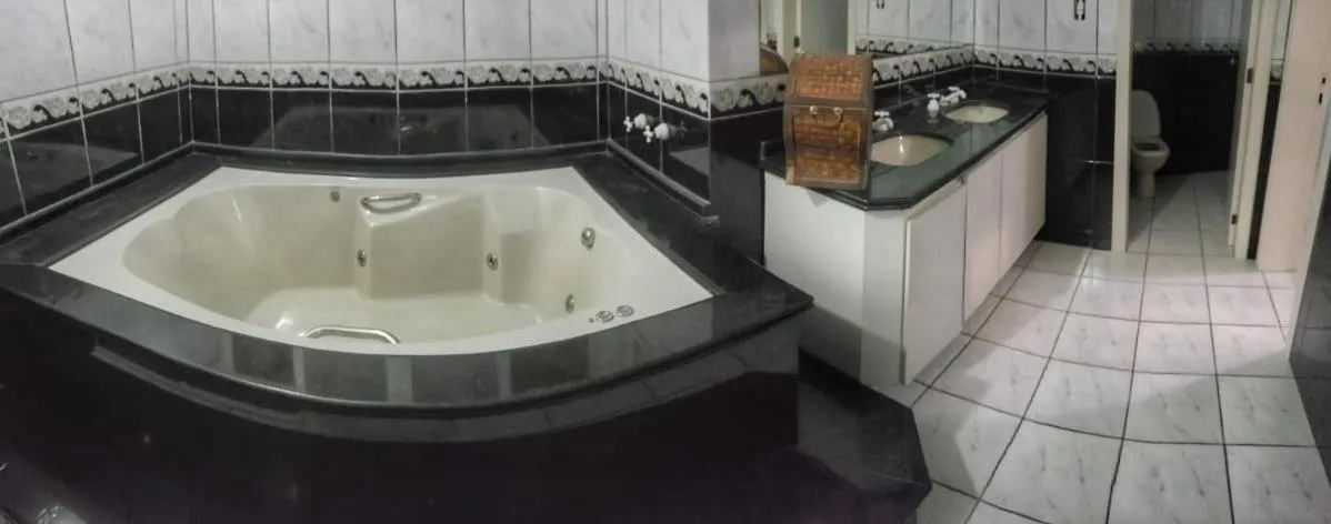 Hot Tub in Pousada Pedra das Tartarugas