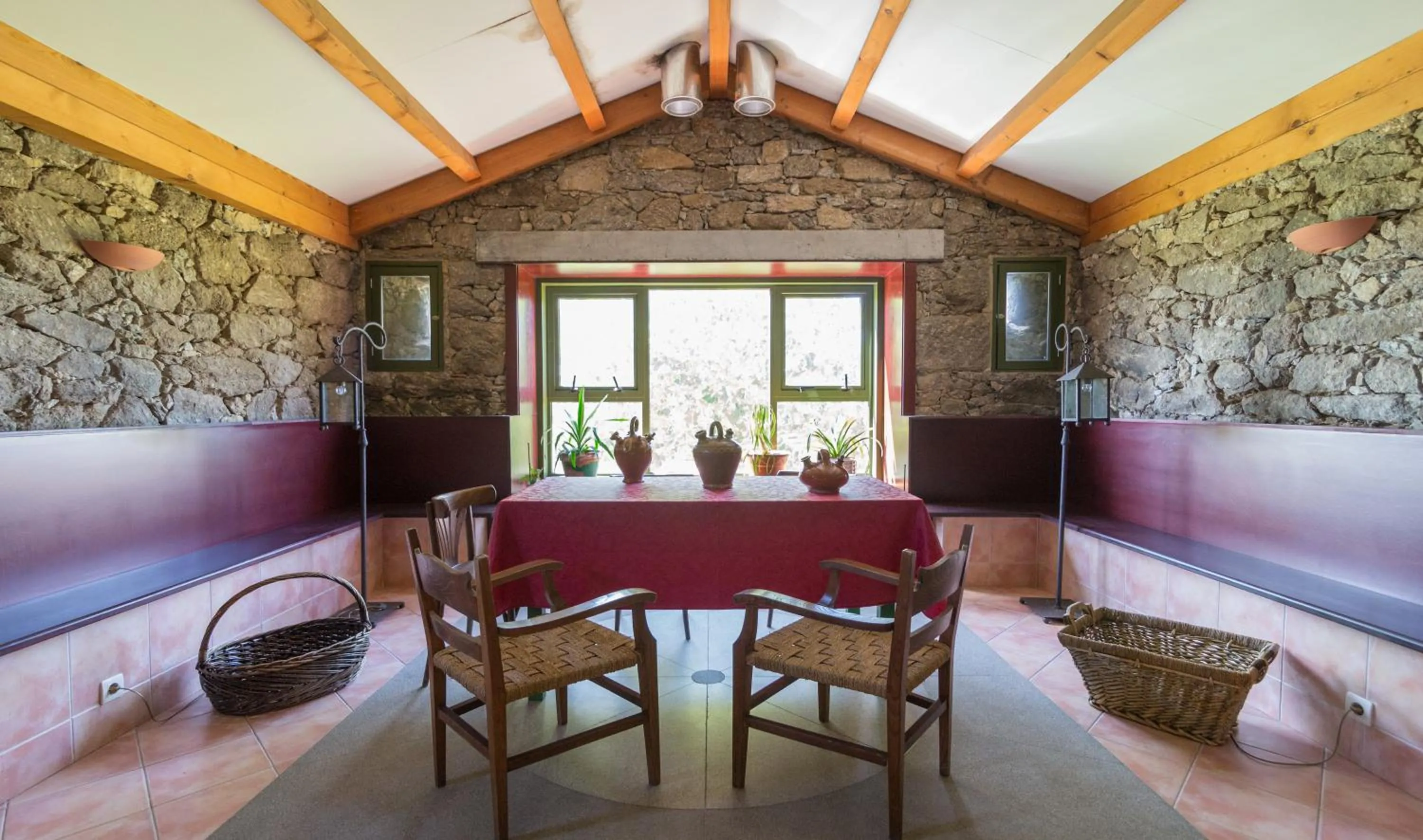 Restaurant/places to eat in Pazo de Sedor