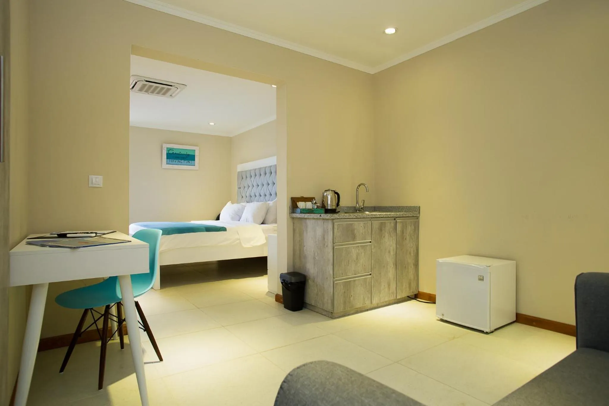 Seating area, Bed in Hotel Islander Bonaire