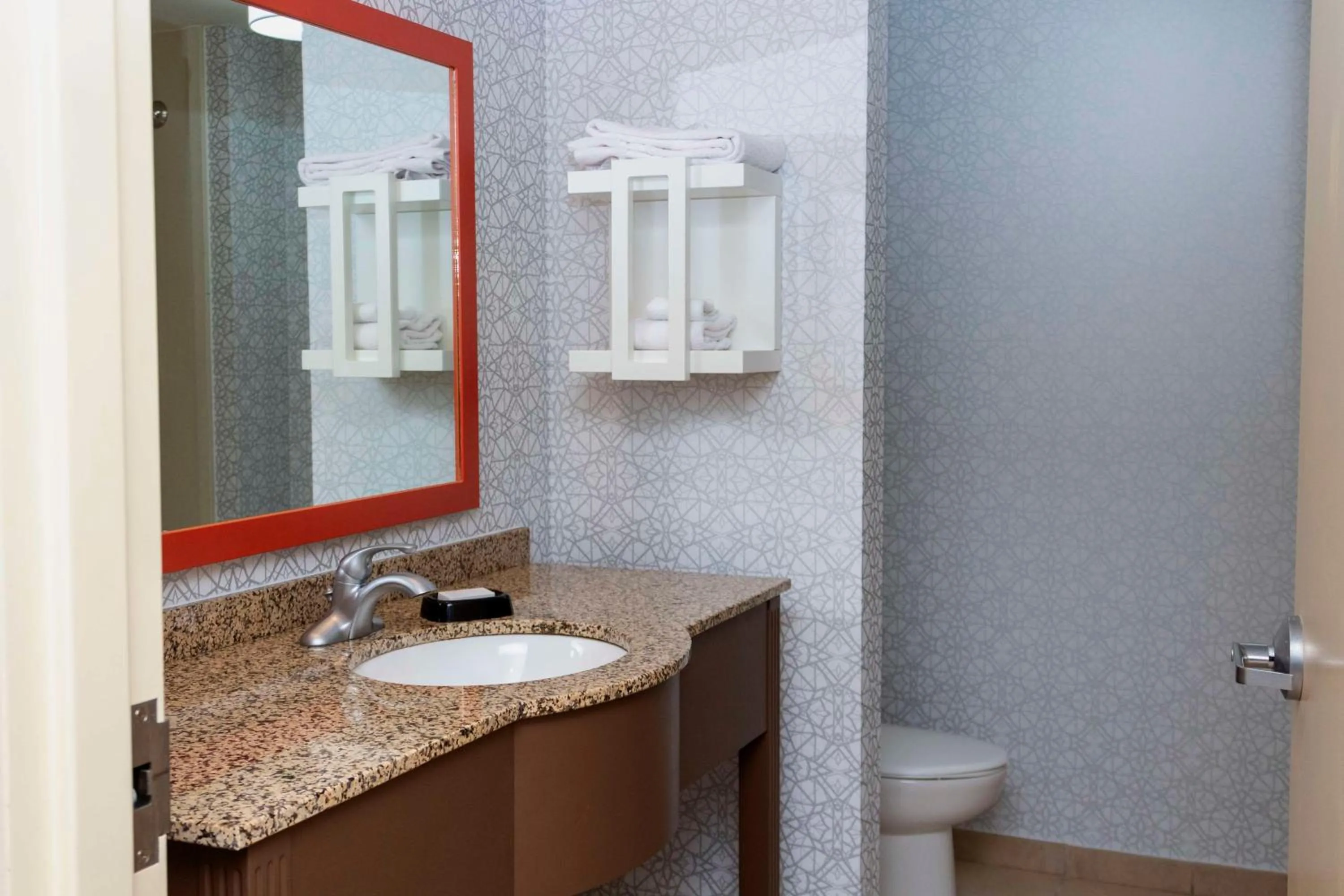 Bathroom in Hampton Inn & Suites Riverton